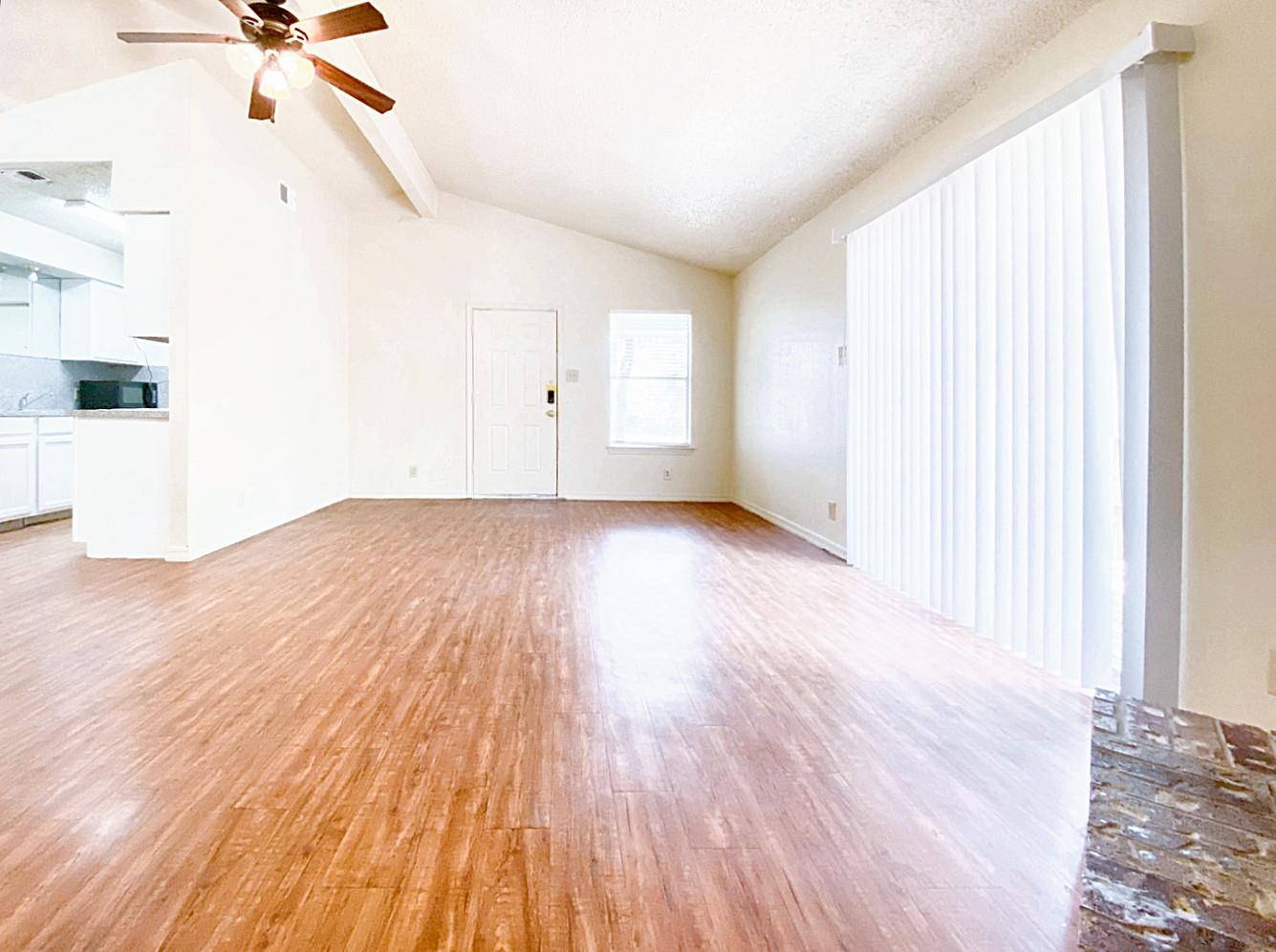 109 Hughson Ct, San Marcos, TX 78666