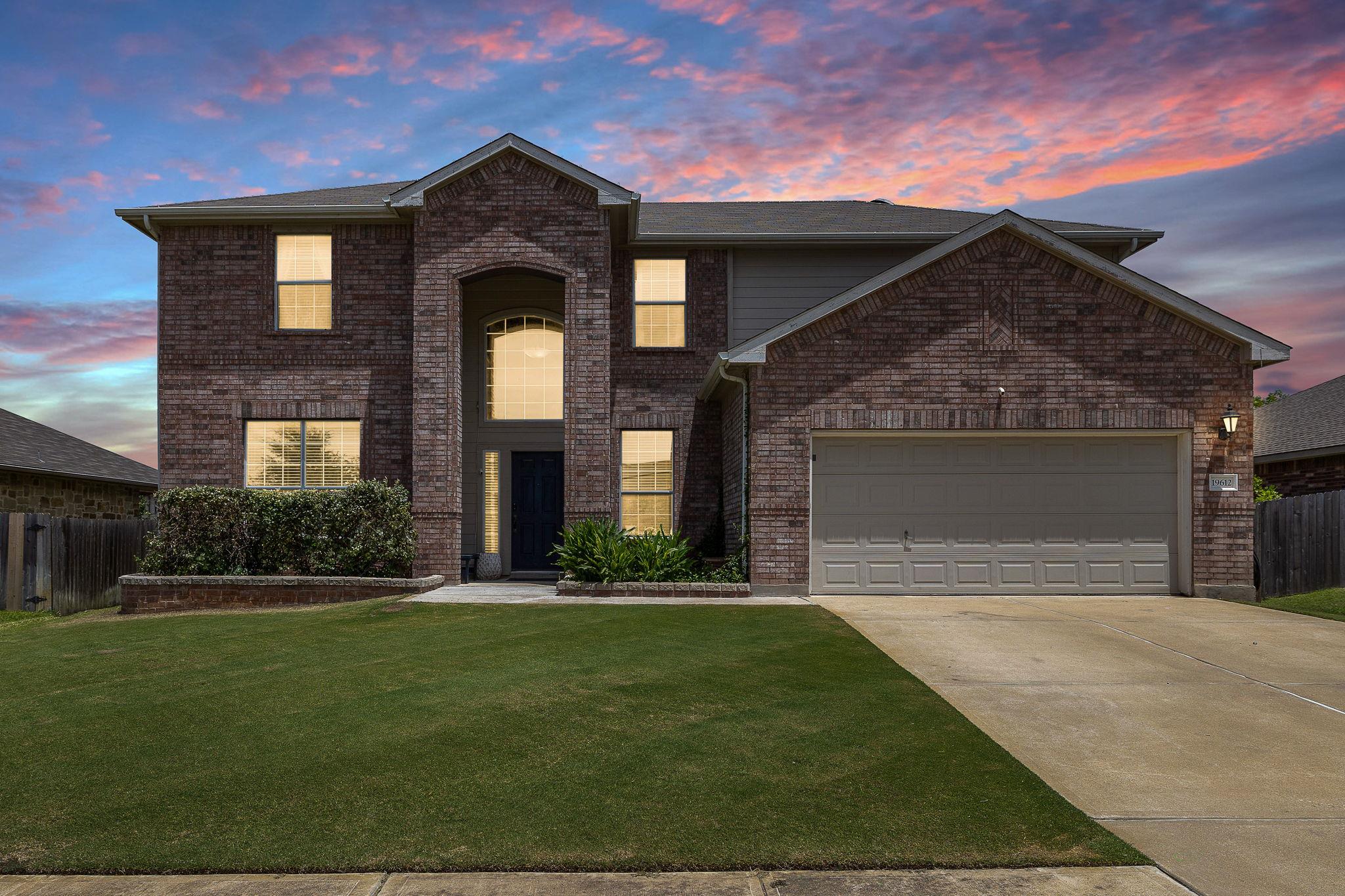 19612 Cheyenne Valley Dr, Round Rock, TX 78664