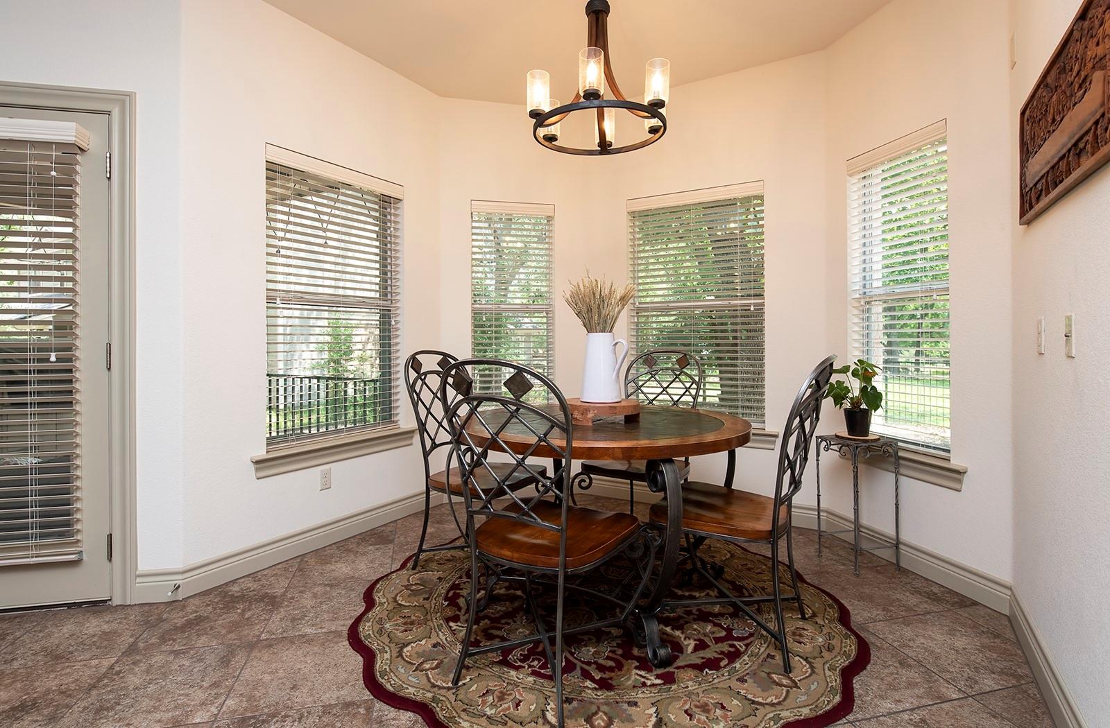 213 Acker Rd, Georgetown, TX 78633