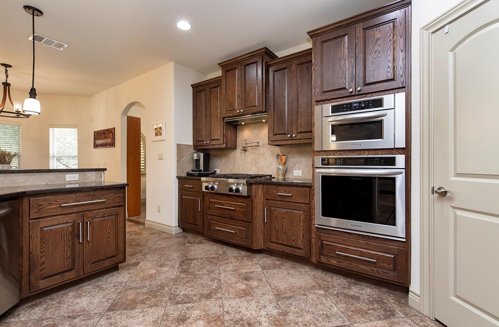 213 Acker Rd, Georgetown, TX 78633