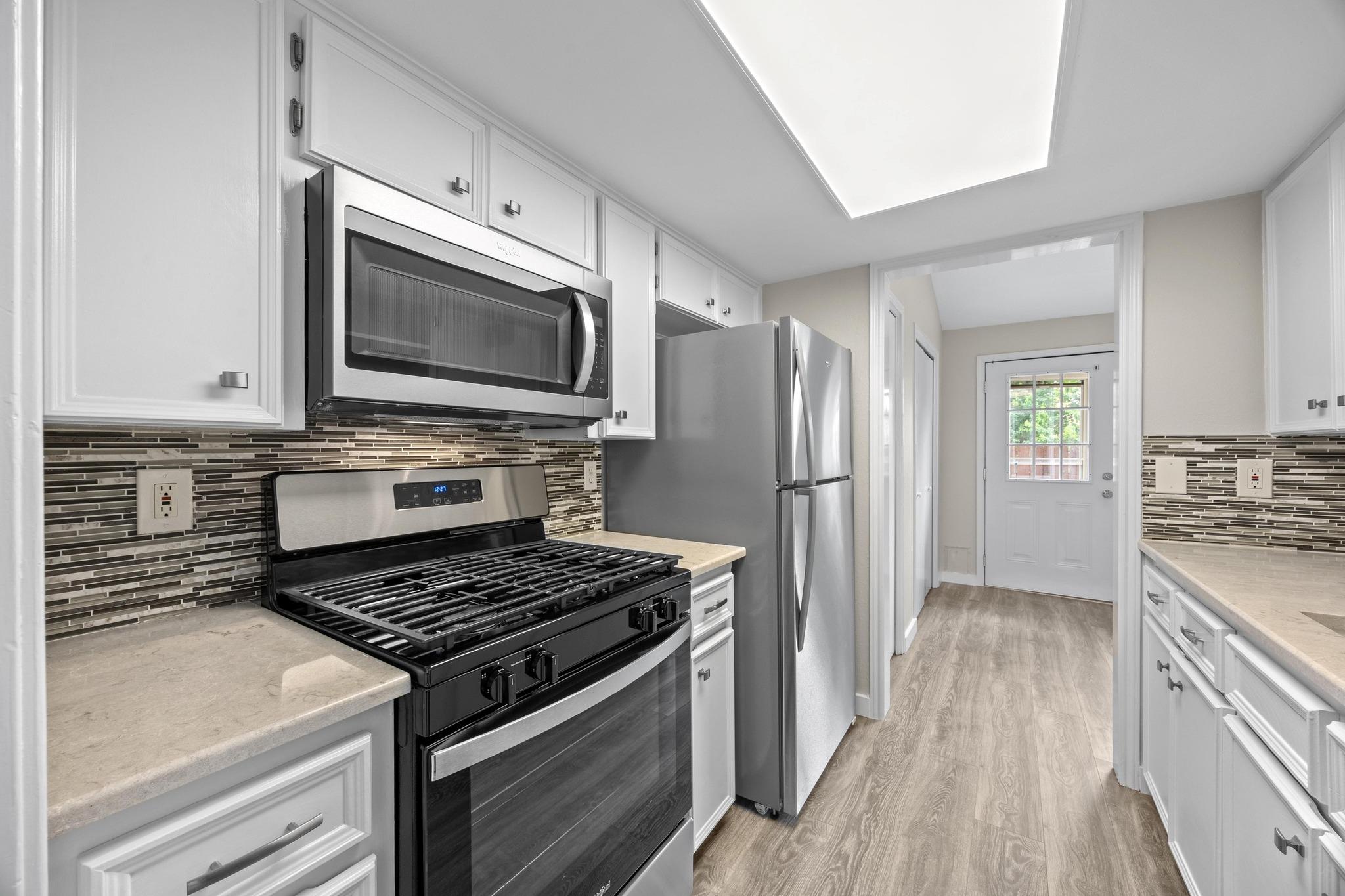 500 Hesters Crossing Rd # 411, Round Rock, TX 78681