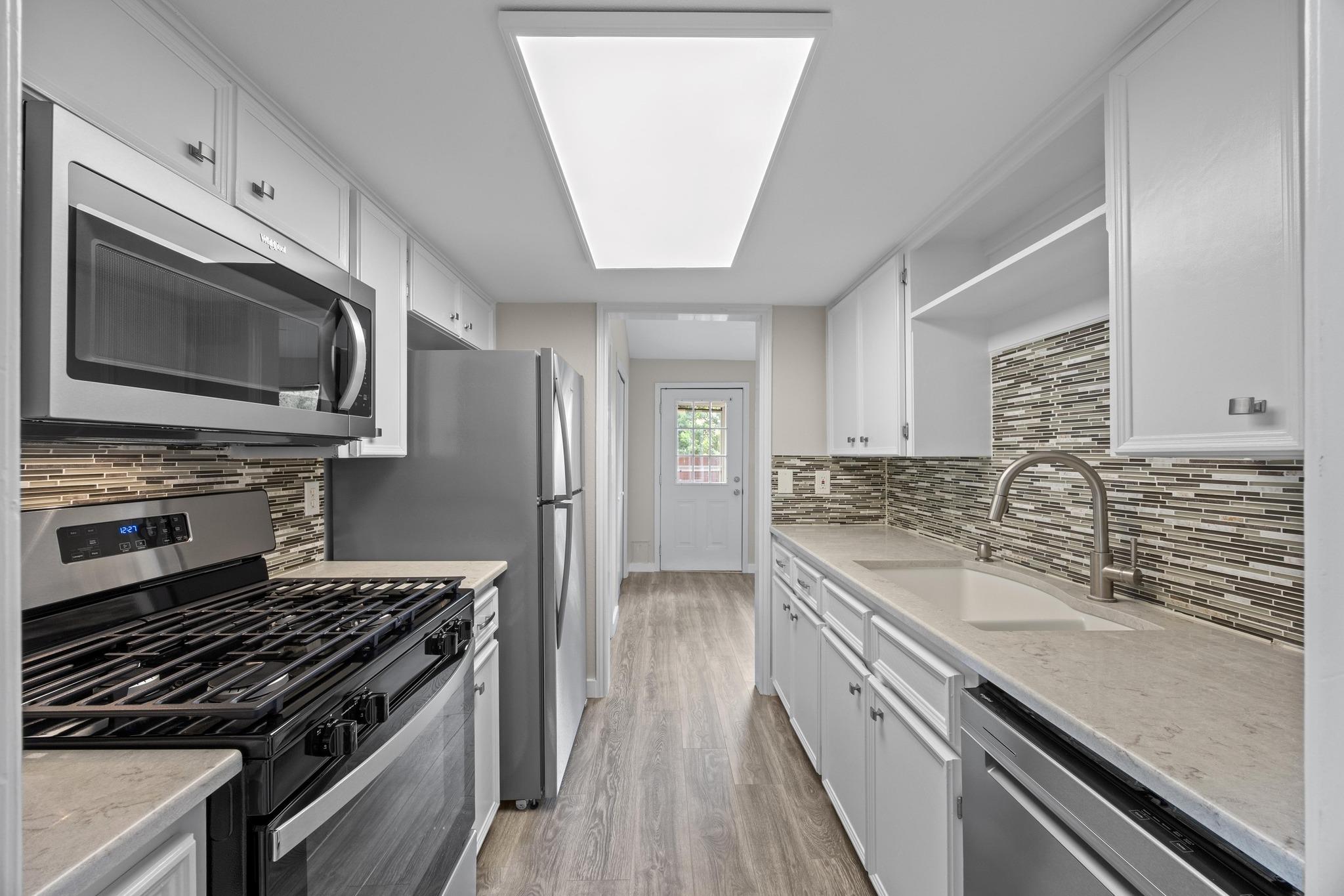 500 Hesters Crossing Rd # 411, Round Rock, TX 78681