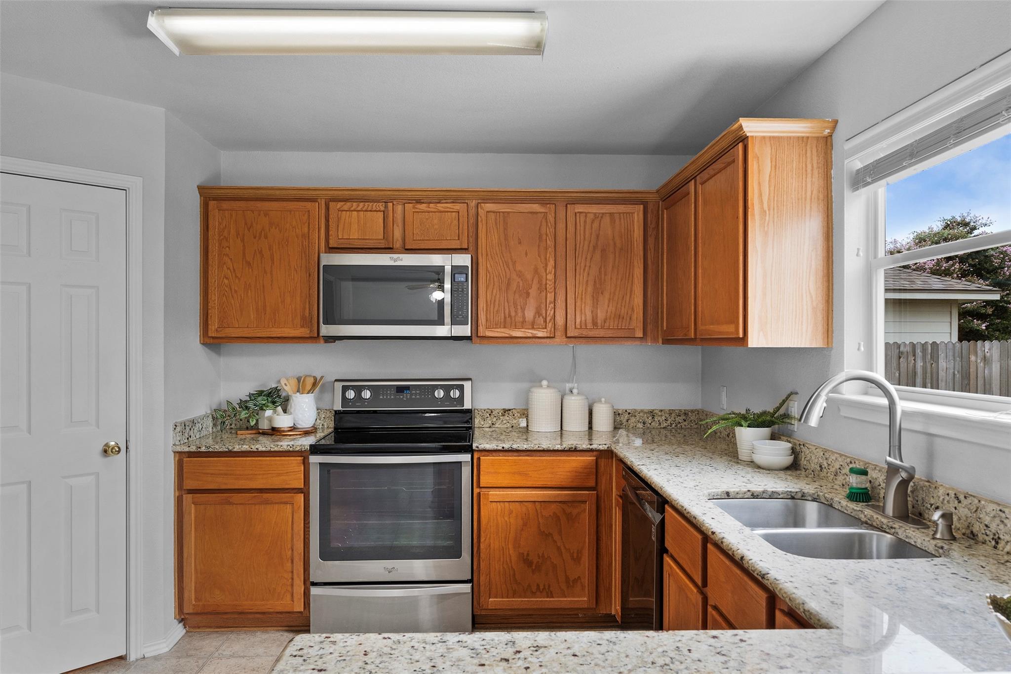 1320 Anna Palm Way, Round Rock, TX 78665