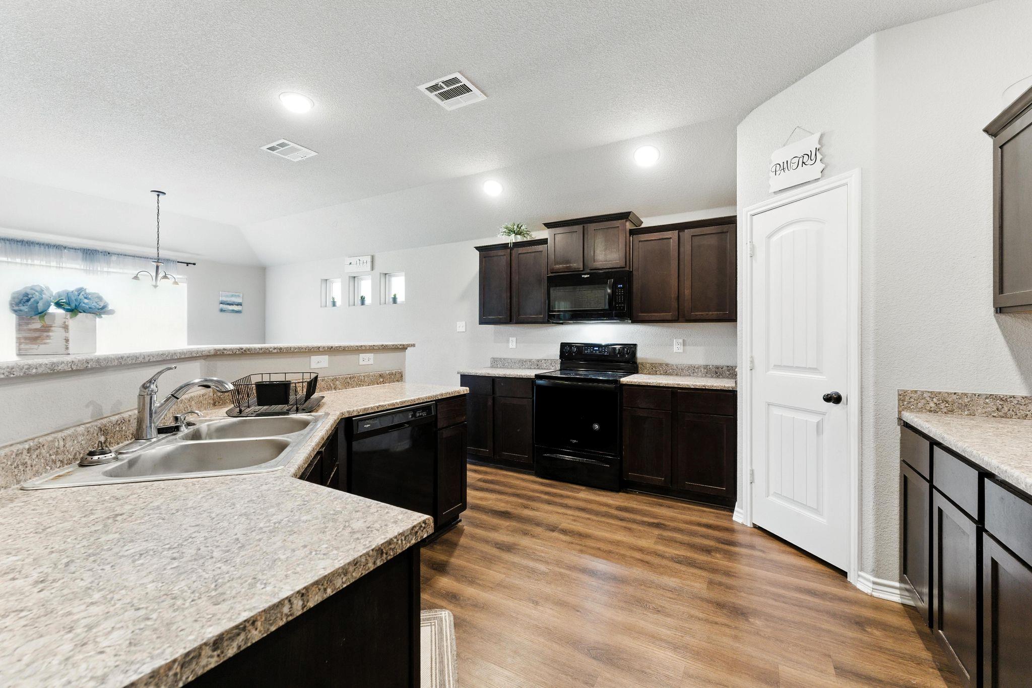 6701 John Adair Dr, Killeen, TX 76549