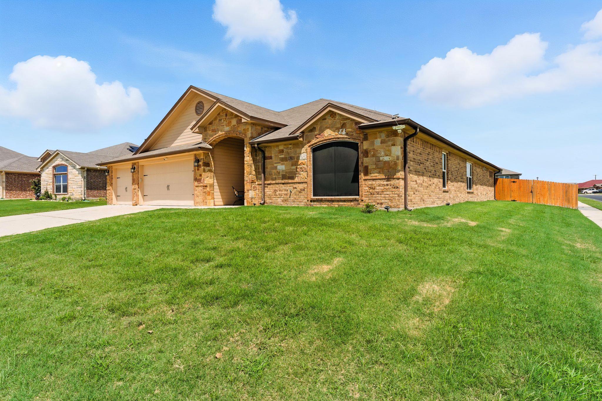 6701 John Adair Dr, Killeen, TX 76549