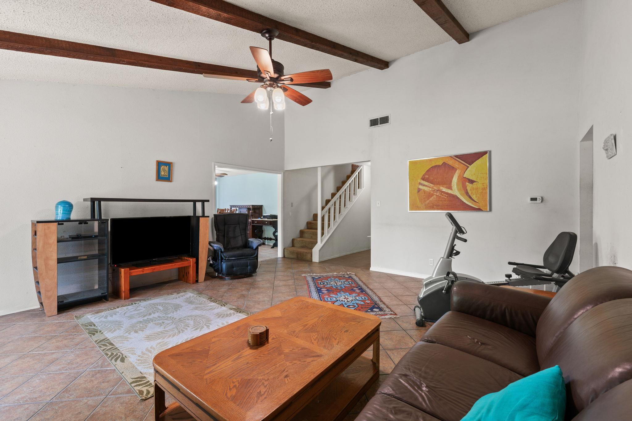 9005 Dorella Ln, Austin, TX 78736