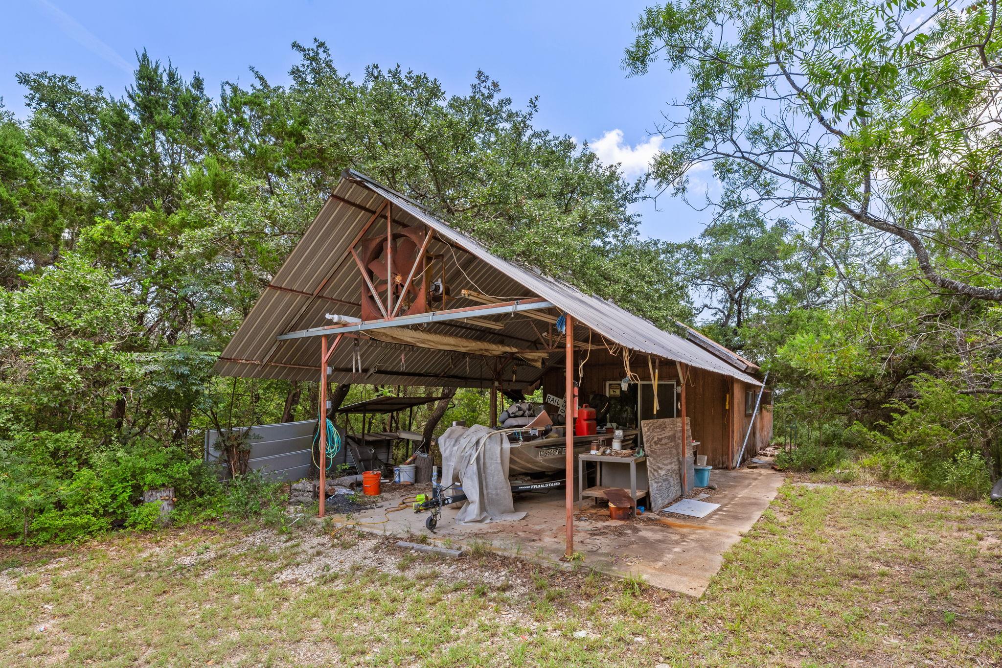 9005 Dorella Ln, Austin, TX 78736