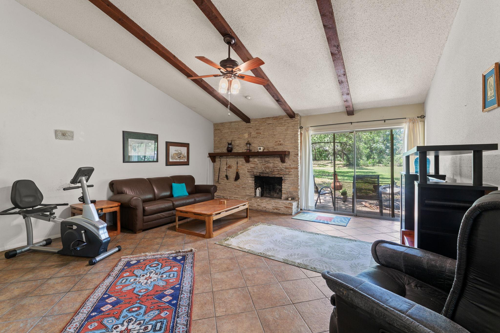 9005 Dorella Ln, Austin, TX 78736