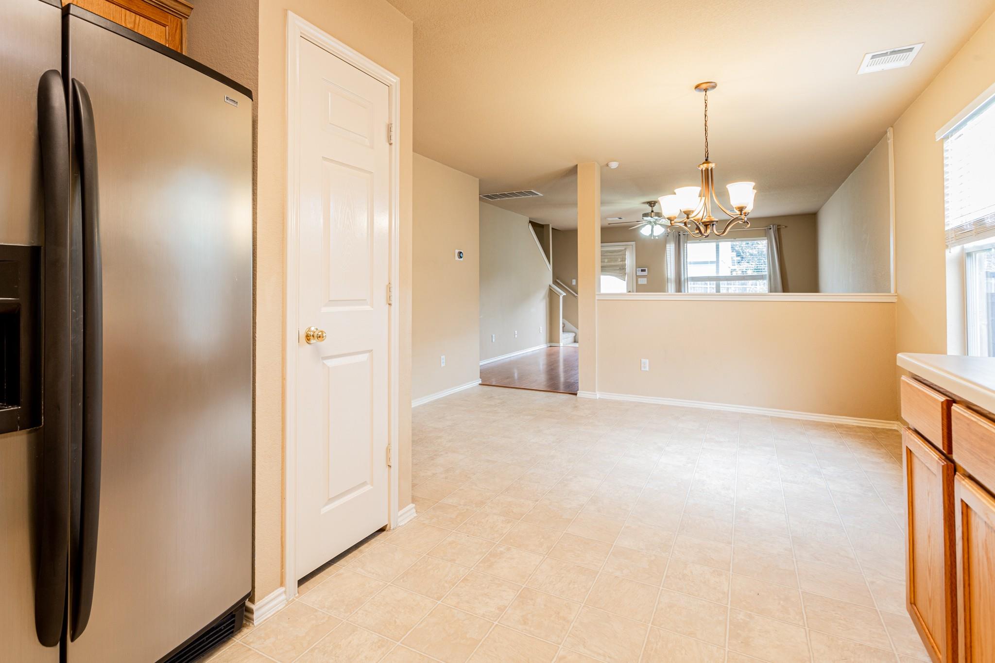 2724 Amberglow Ct, Round Rock, TX 78665