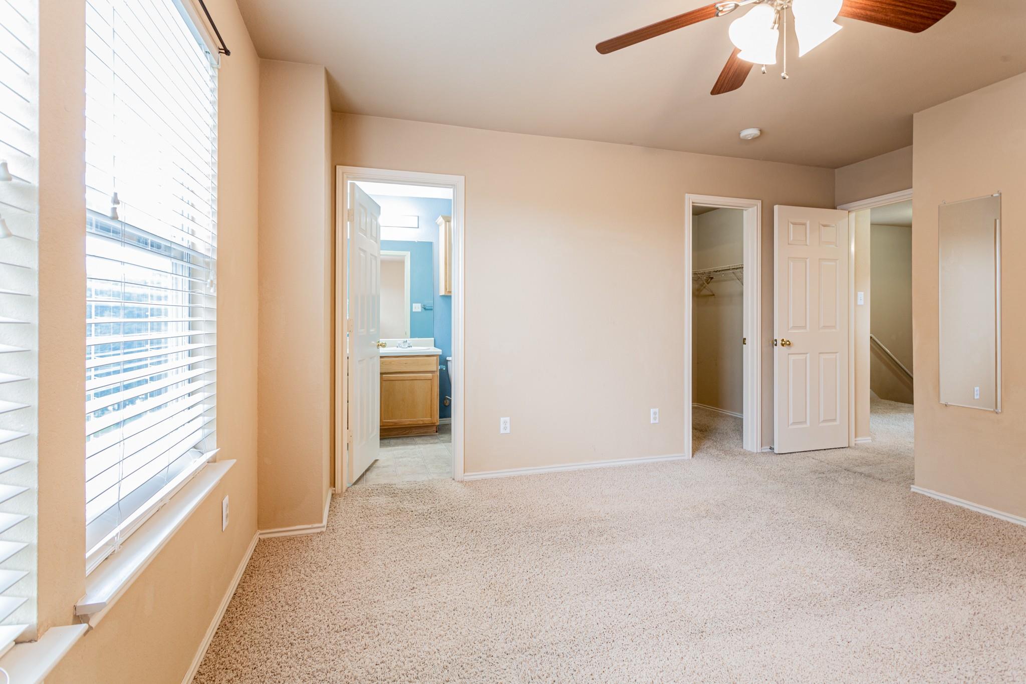 2724 Amberglow Ct, Round Rock, TX 78665