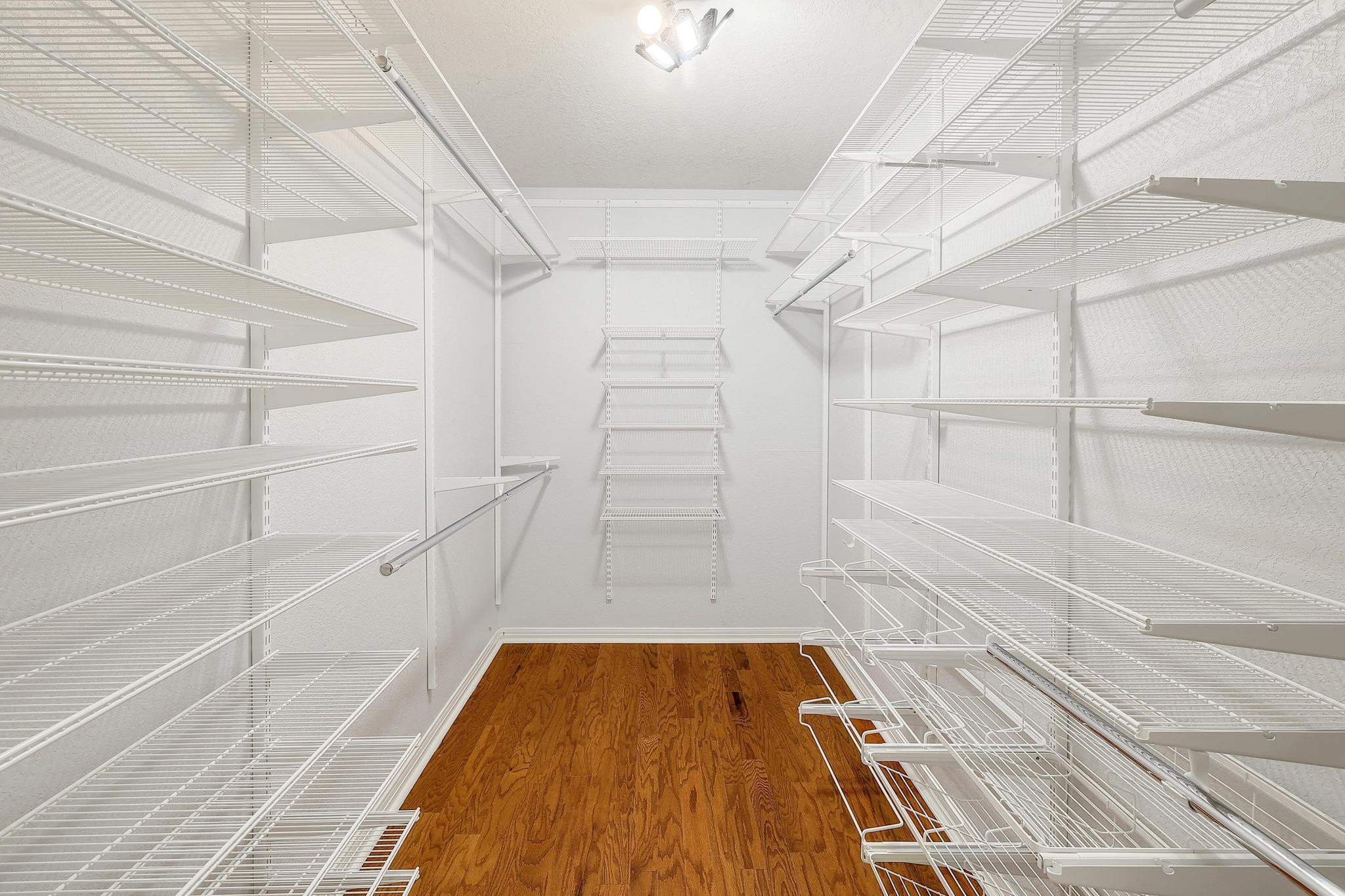 5831 Tributary Ridge Dr, Austin, TX 78759