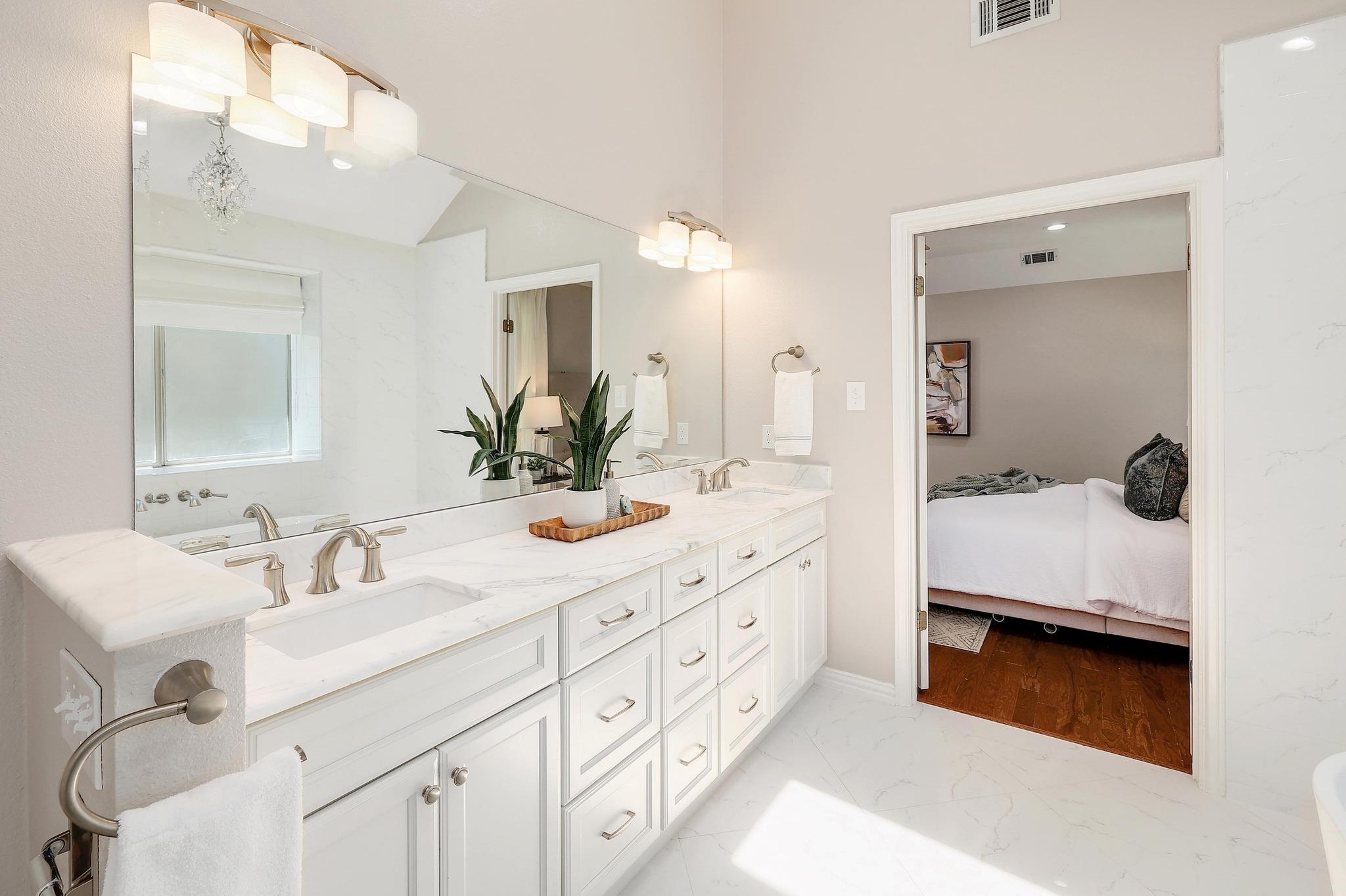 5831 Tributary Ridge Dr, Austin, TX 78759