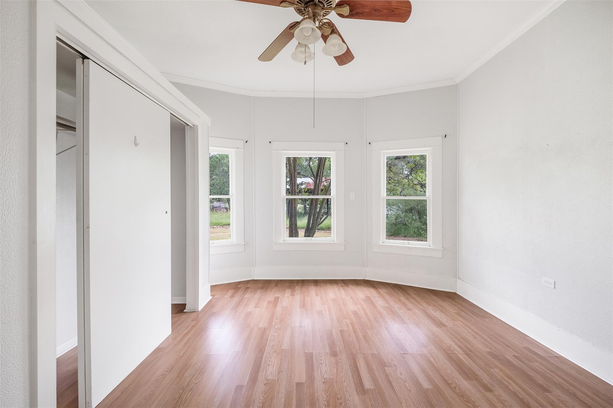 507 Ash St, Smithville, TX 78957