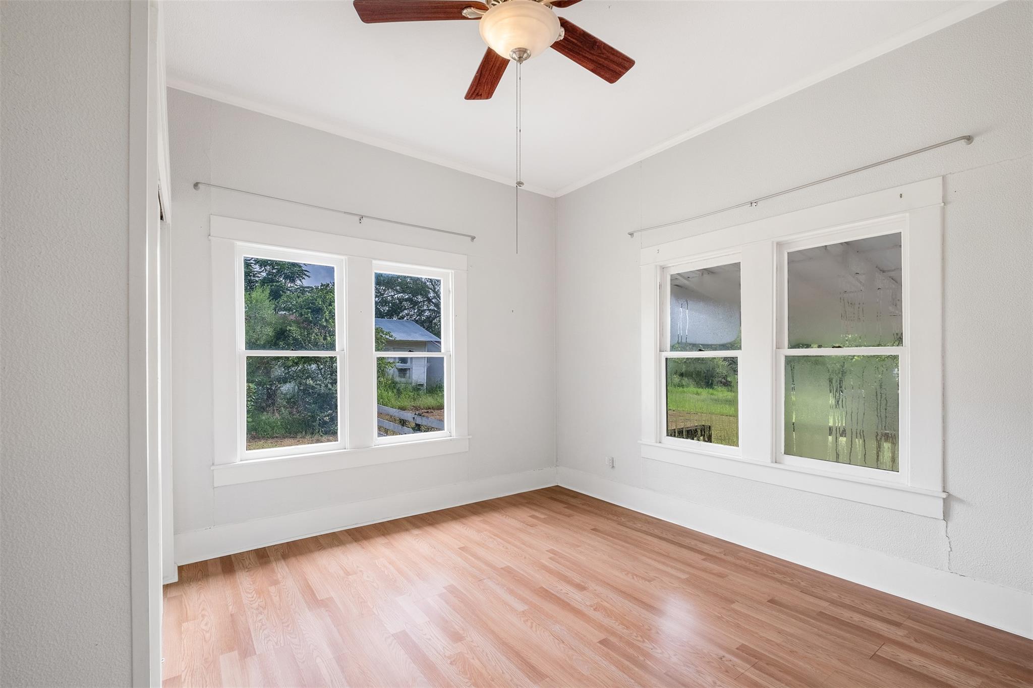 507 Ash St, Smithville, TX 78957
