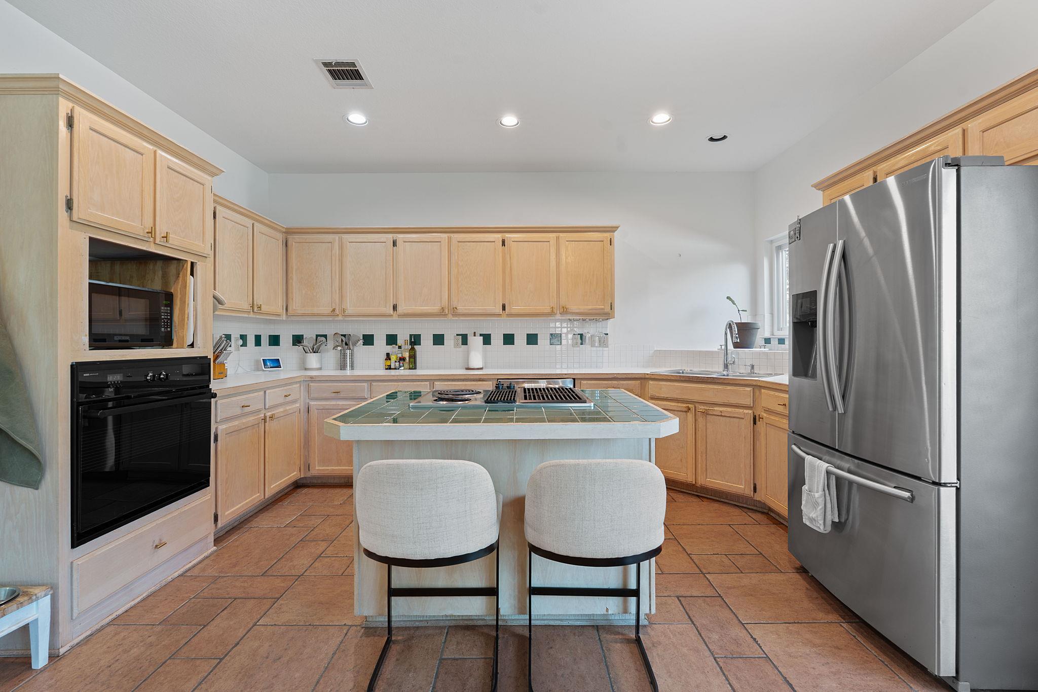 7604 Vail Valley Dr, Austin, TX 78749