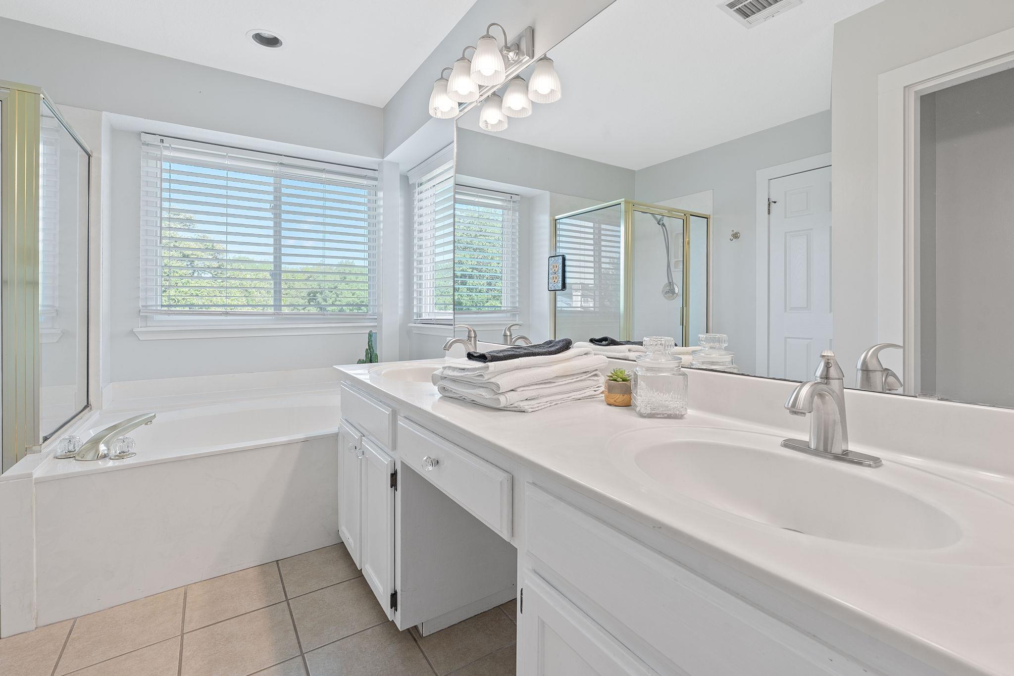 7604 Vail Valley Dr, Austin, TX 78749