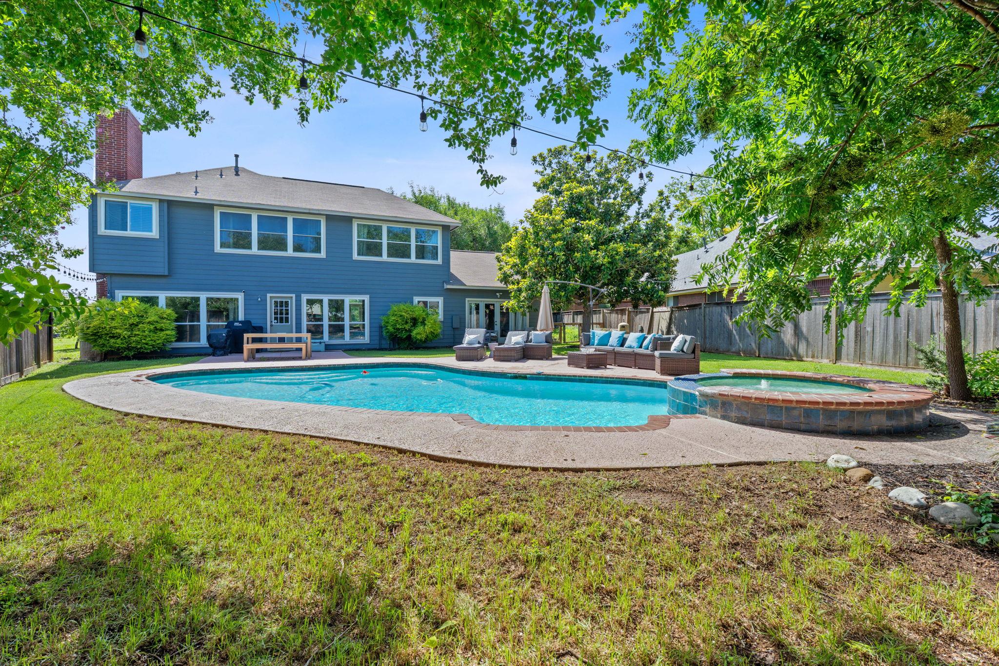 7604 Vail Valley Dr, Austin, TX 78749