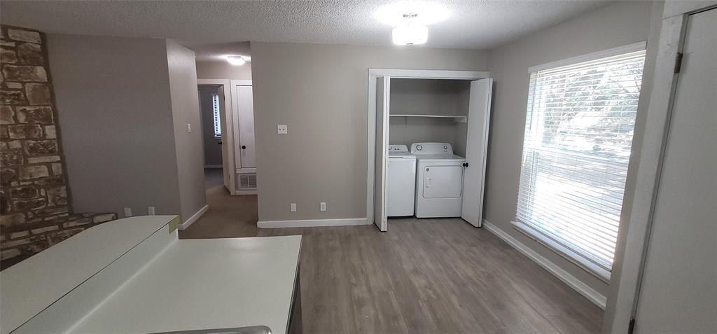 20800 Bonanza St # B, Lago Vista, TX 78645