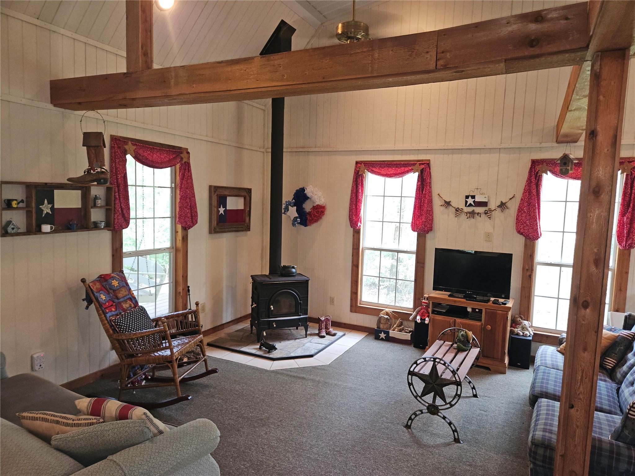 350 Oak Creek Trl, Thrall, TX 76578