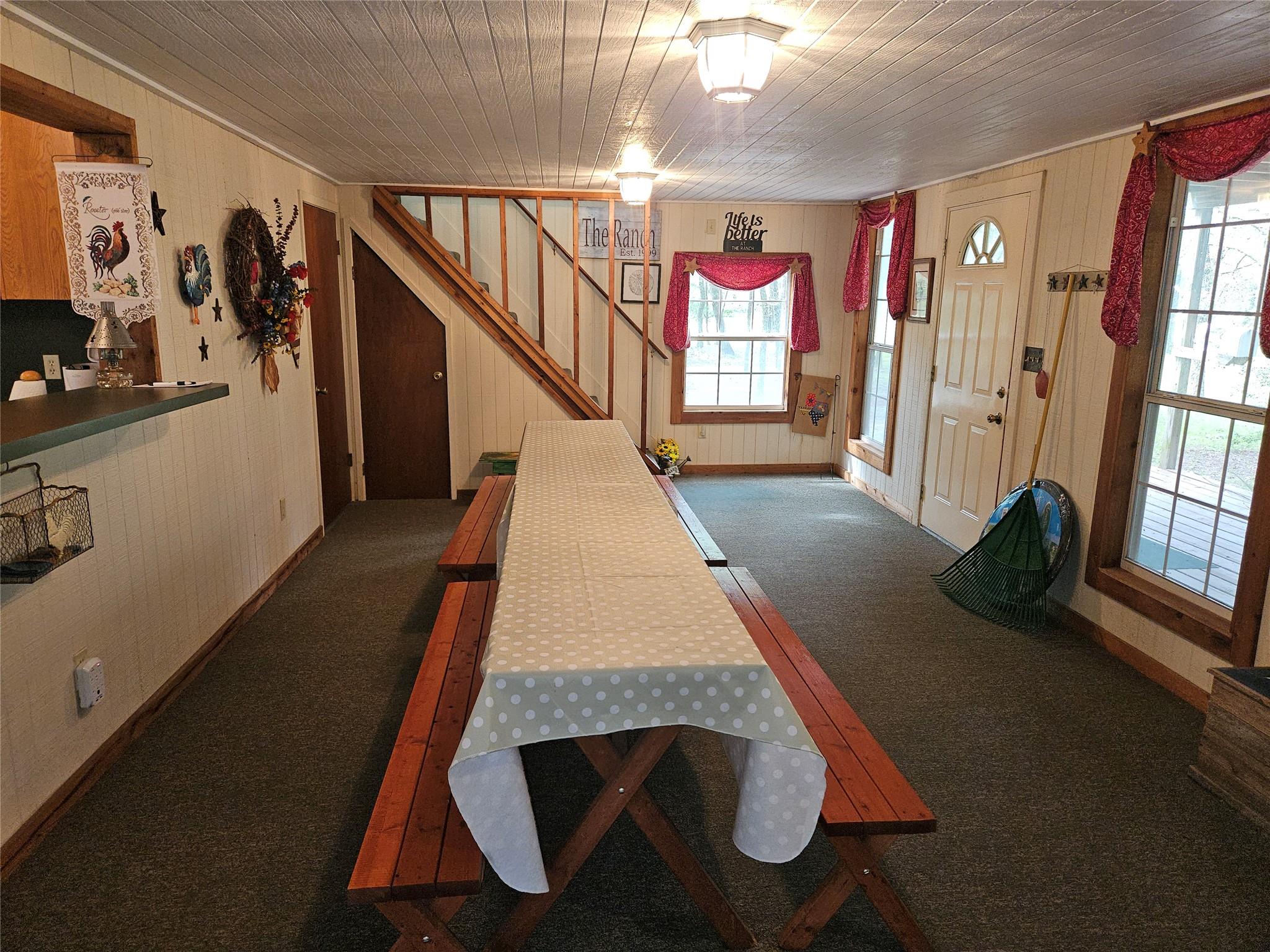 350 Oak Creek Trl, Thrall, TX 76578