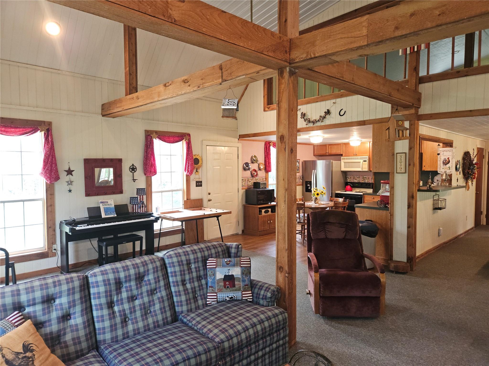 350 Oak Creek Trl, Thrall, TX 76578