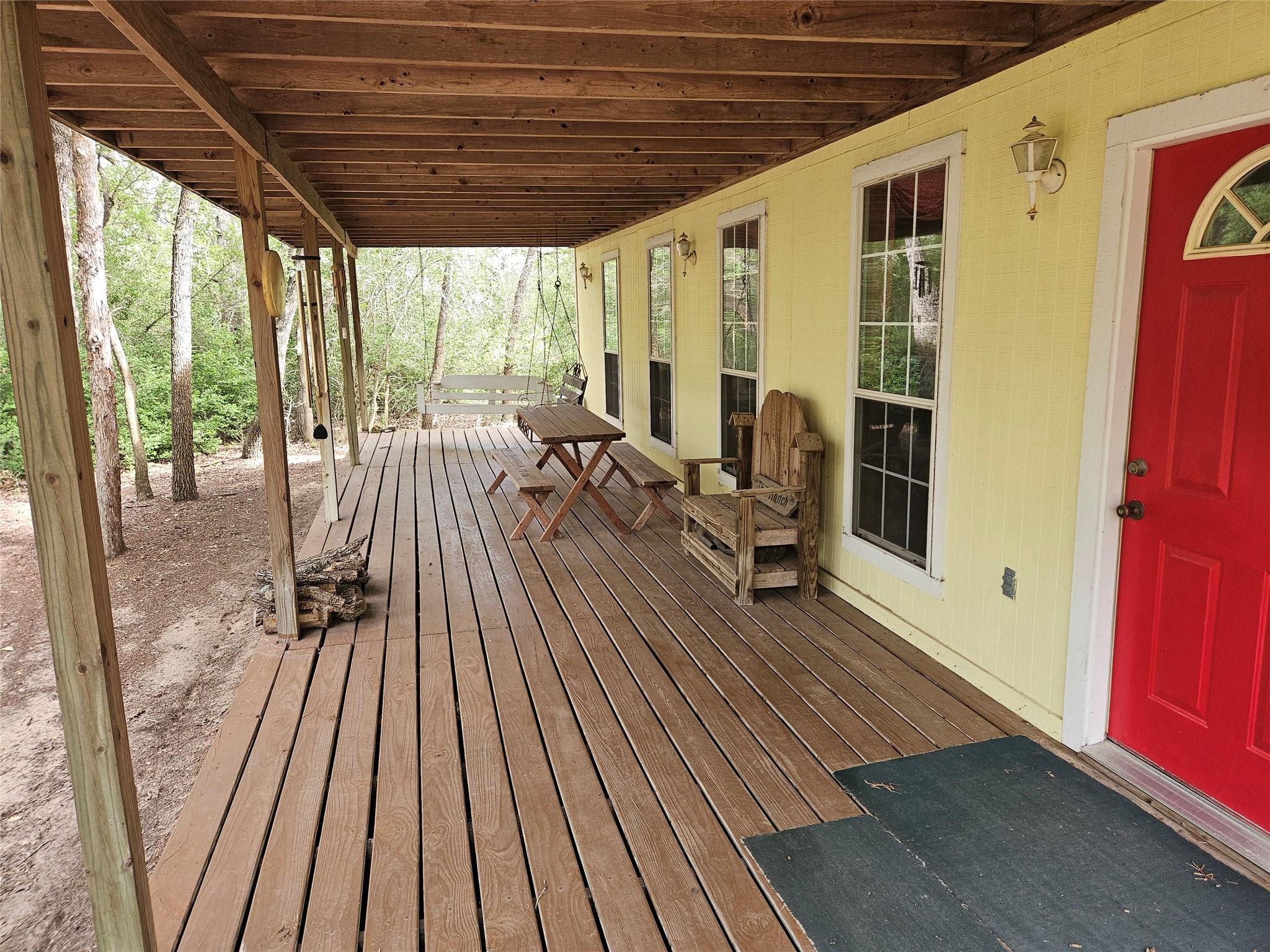 350 Oak Creek Trl, Thrall, TX 76578