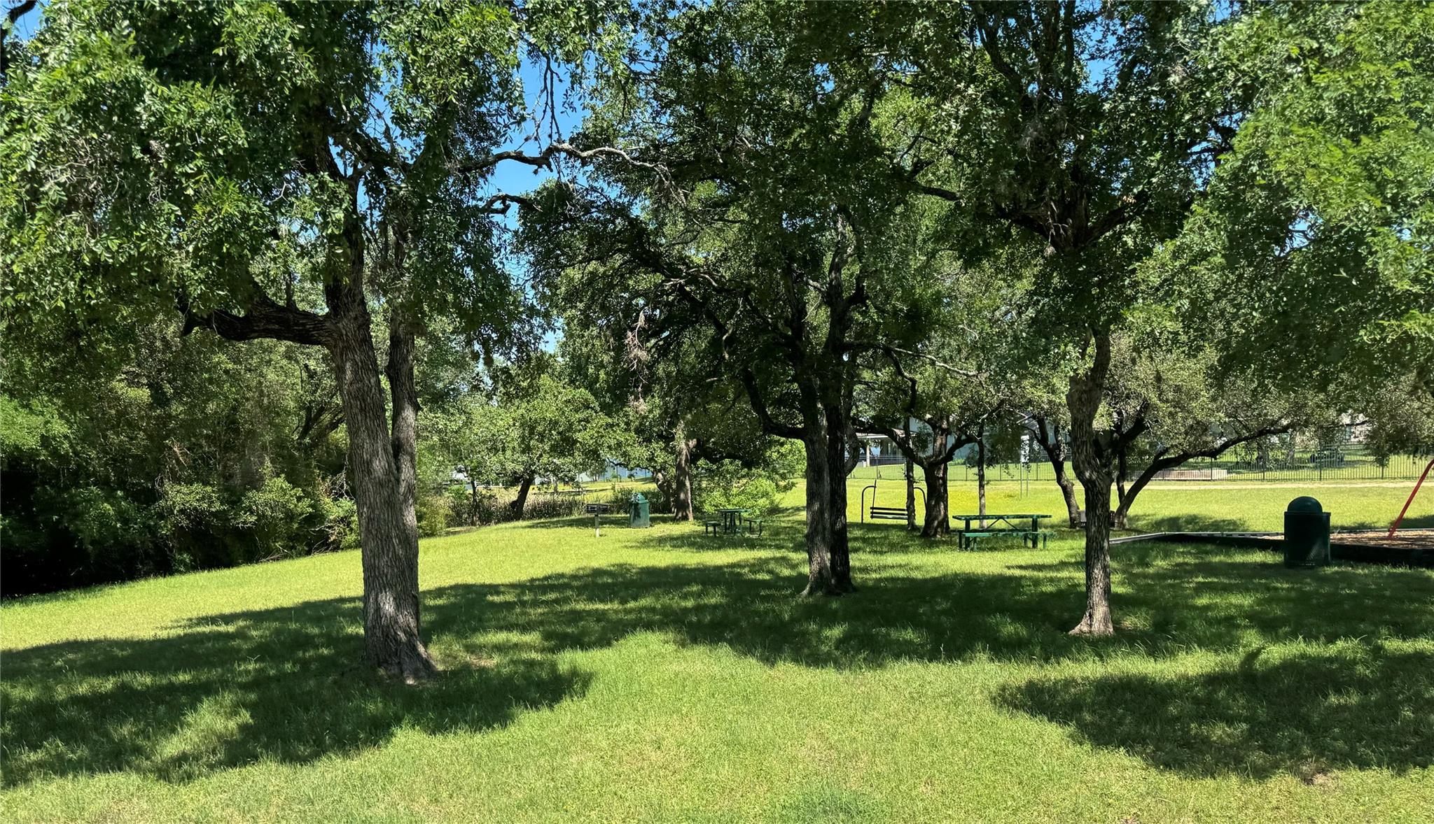 Lot 424 & 425 Oakhill Dr, Granite Shoals, TX 78654