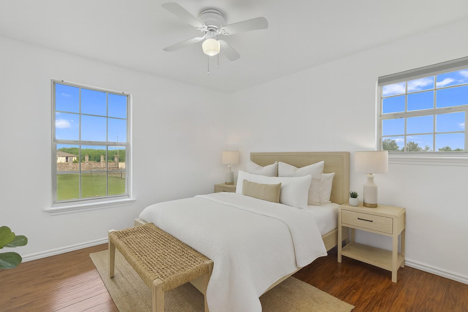 150 Evangeline Ln, Hutto, TX 78634