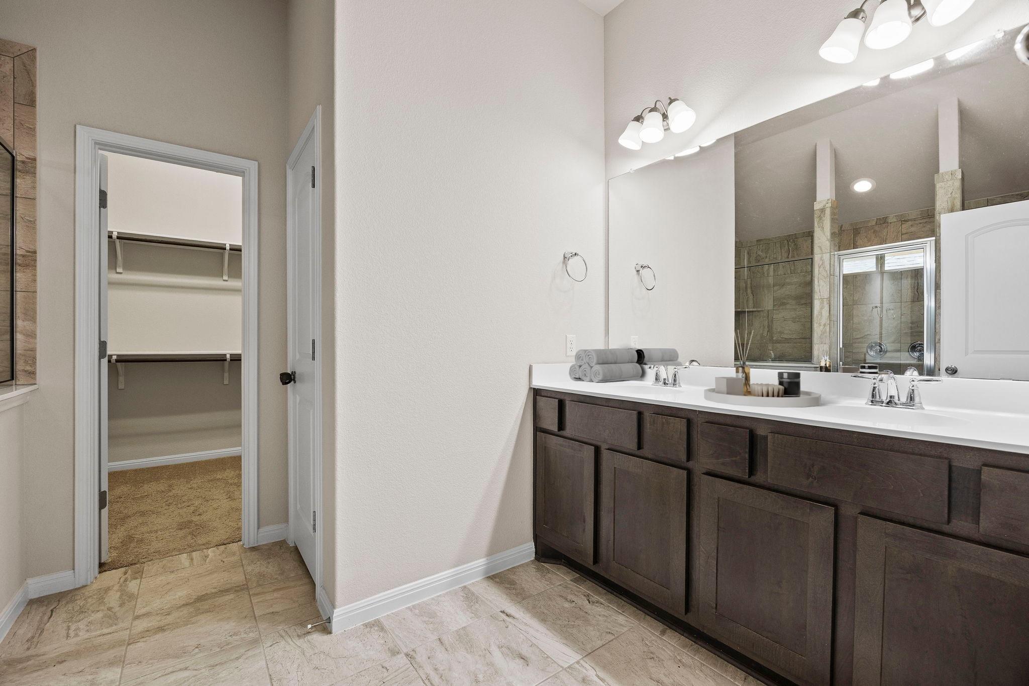 131 Mount Ellen St, Hutto, TX 78634