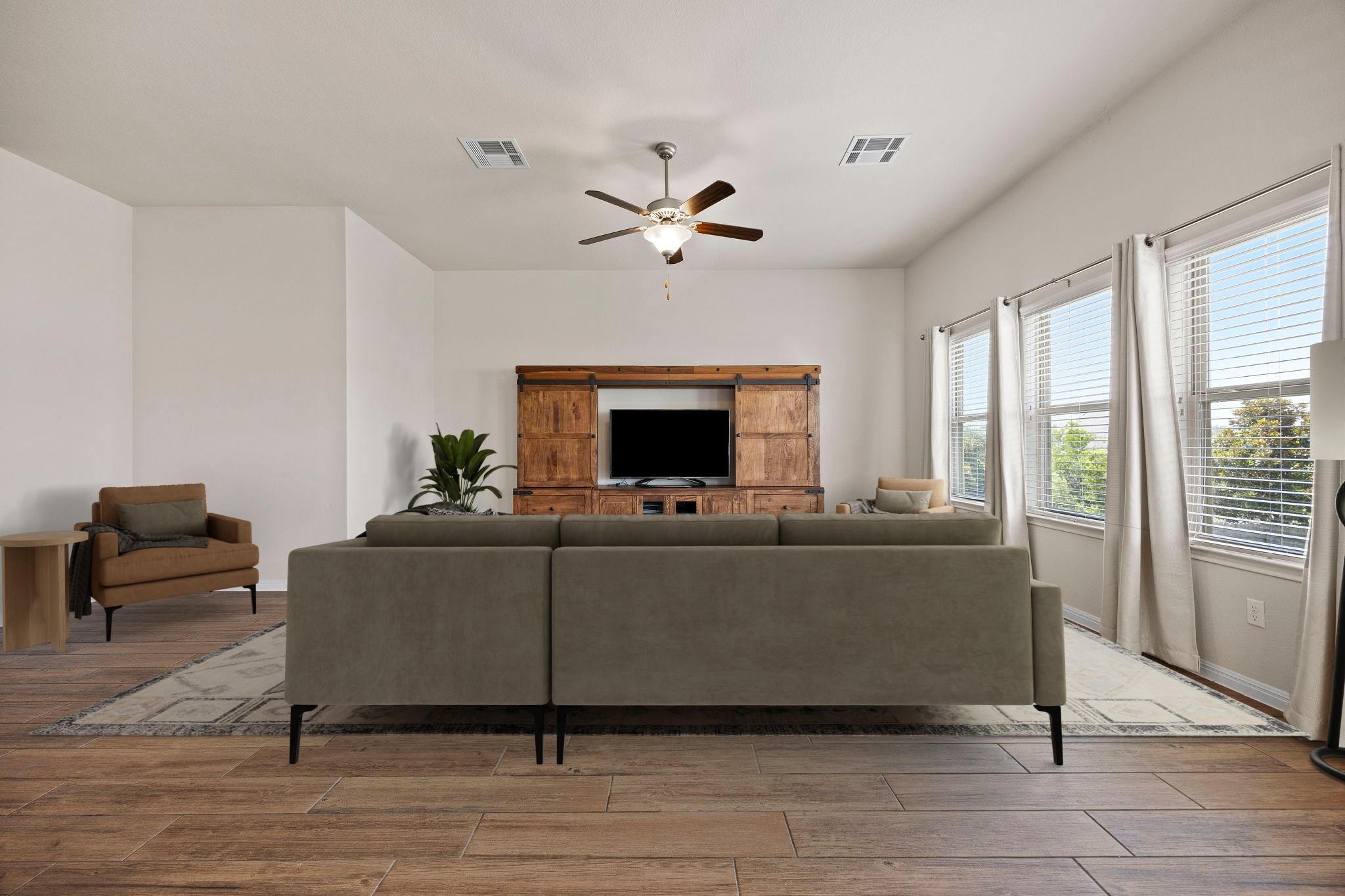 131 Mount Ellen St, Hutto, TX 78634