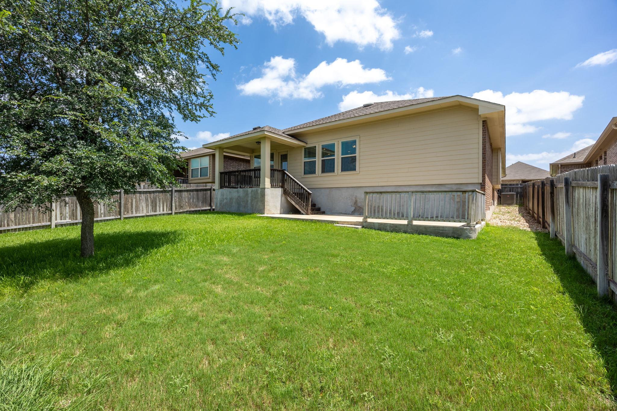 131 Mount Ellen St, Hutto, TX 78634