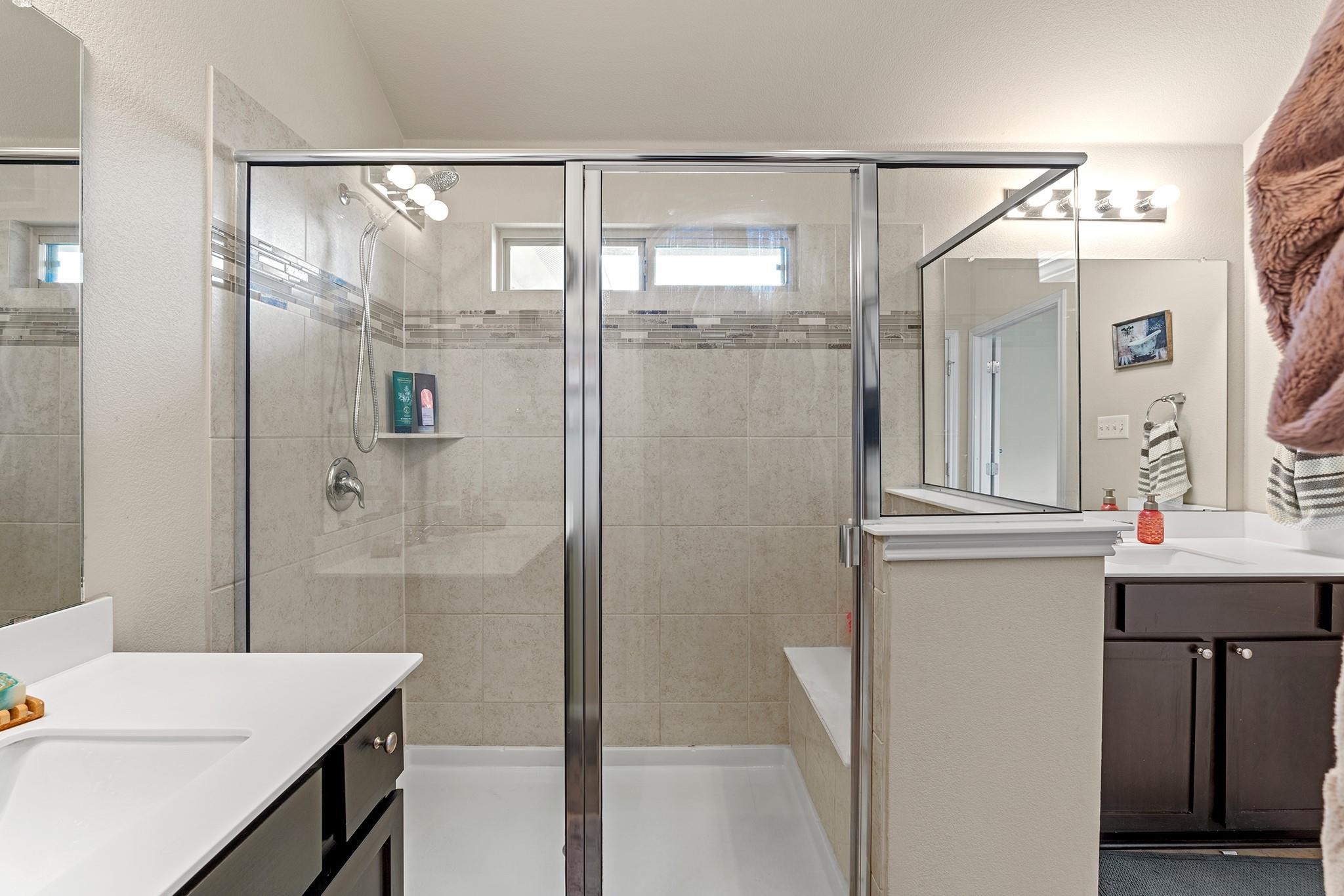 543 Tanda Ln, Hutto, TX 78634