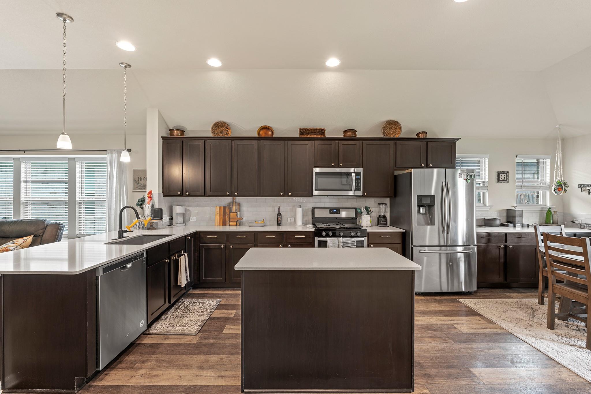 543 Tanda Ln, Hutto, TX 78634