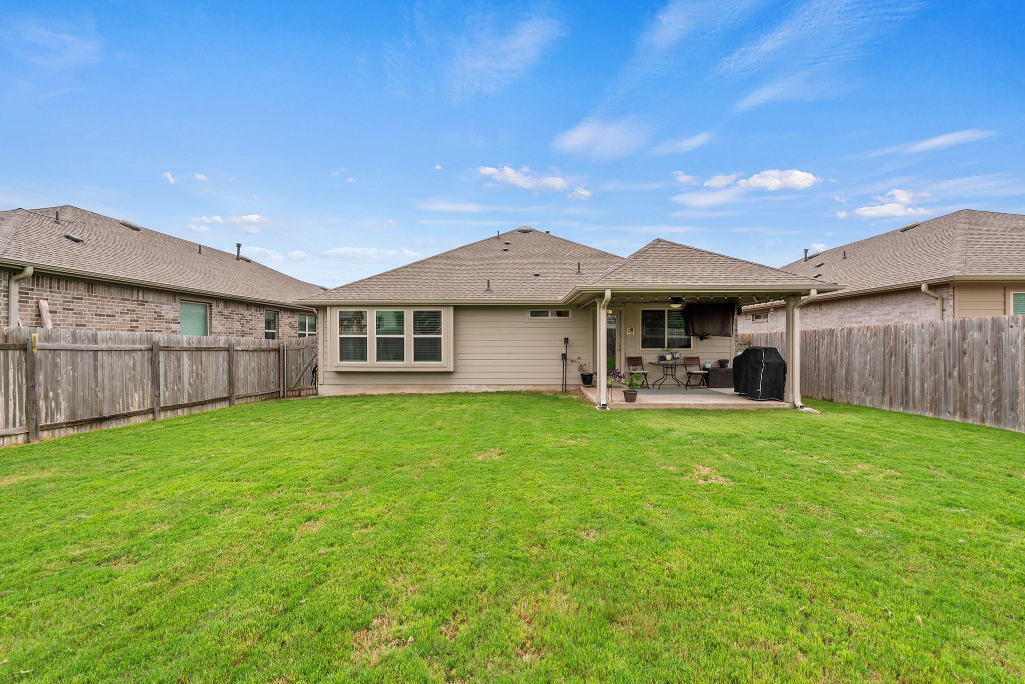 543 Tanda Ln, Hutto, TX 78634