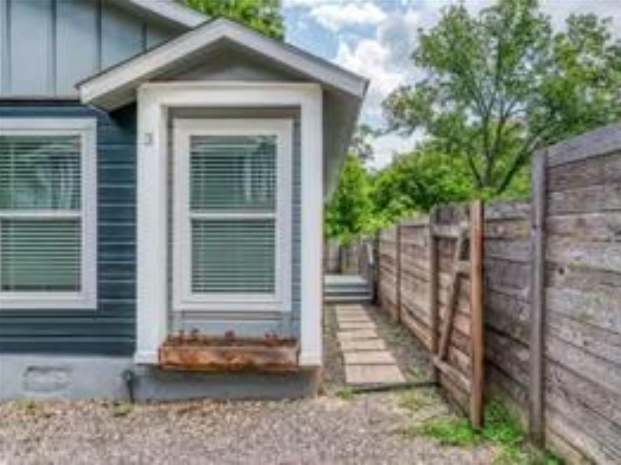1139 1/2 Poquito Street St # 3, Austin, TX 78702