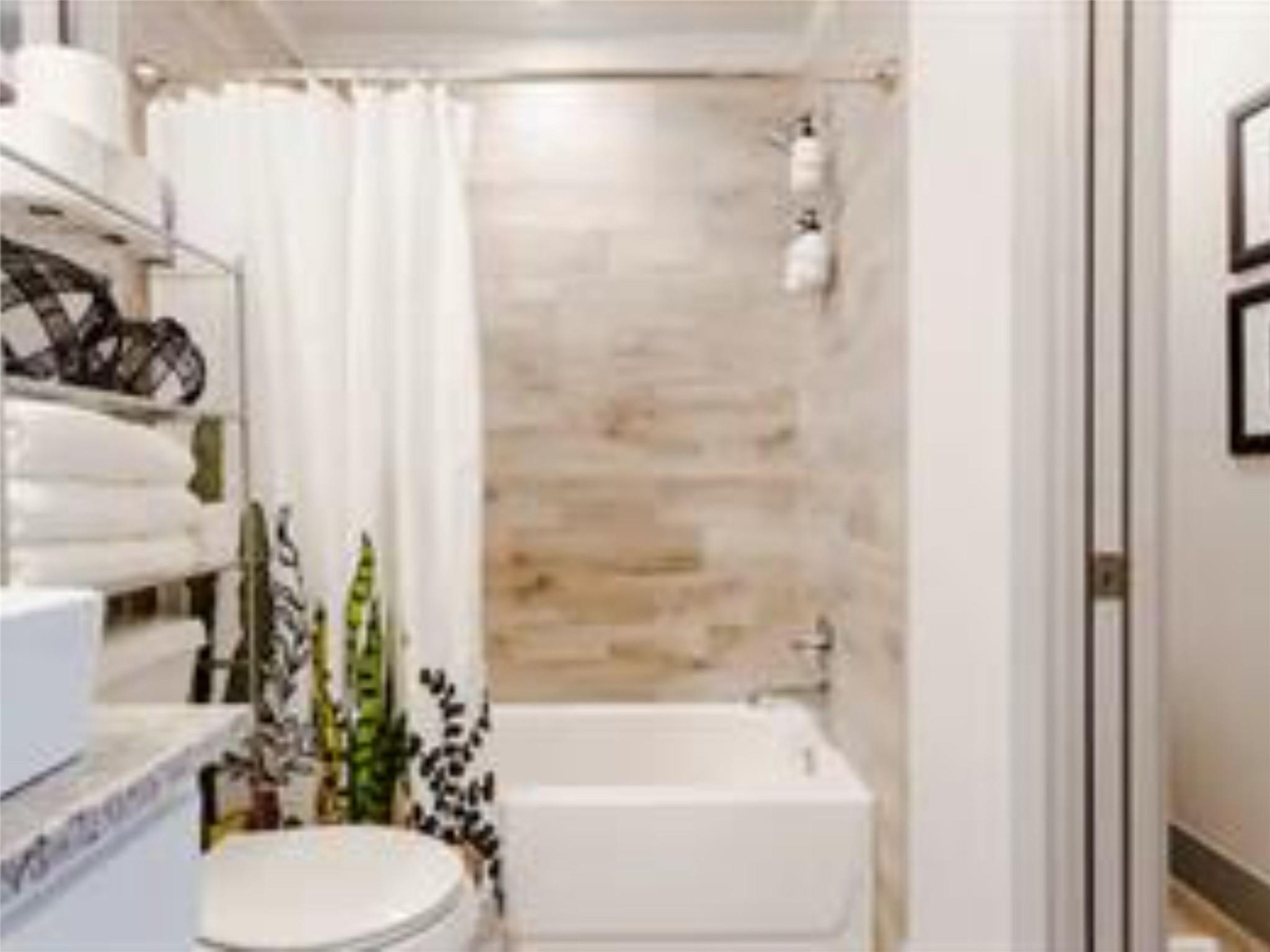 1139 1/2 Poquito Street St # 3, Austin, TX 78702