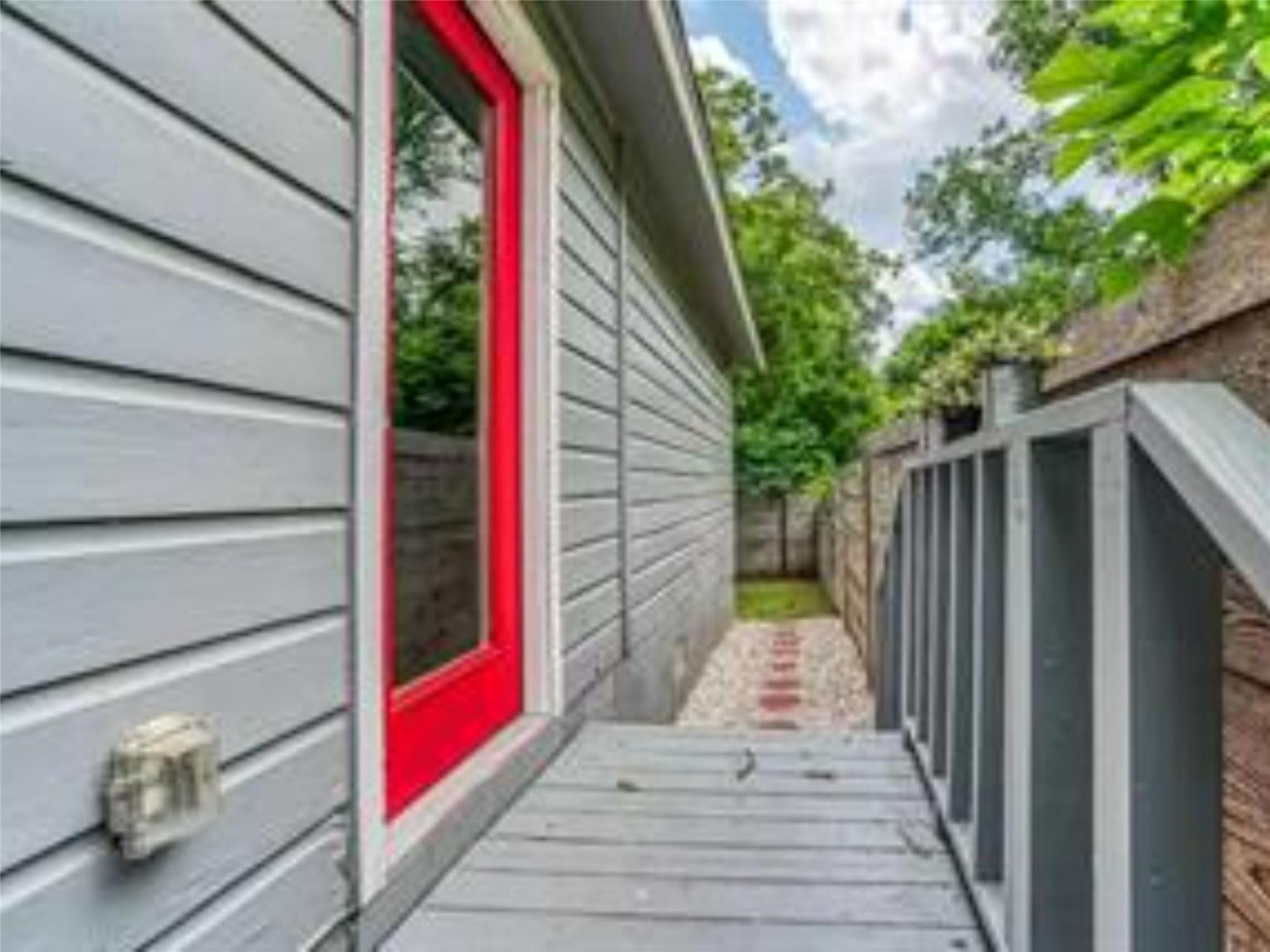 1139 1/2 Poquito Street St # 3, Austin, TX 78702