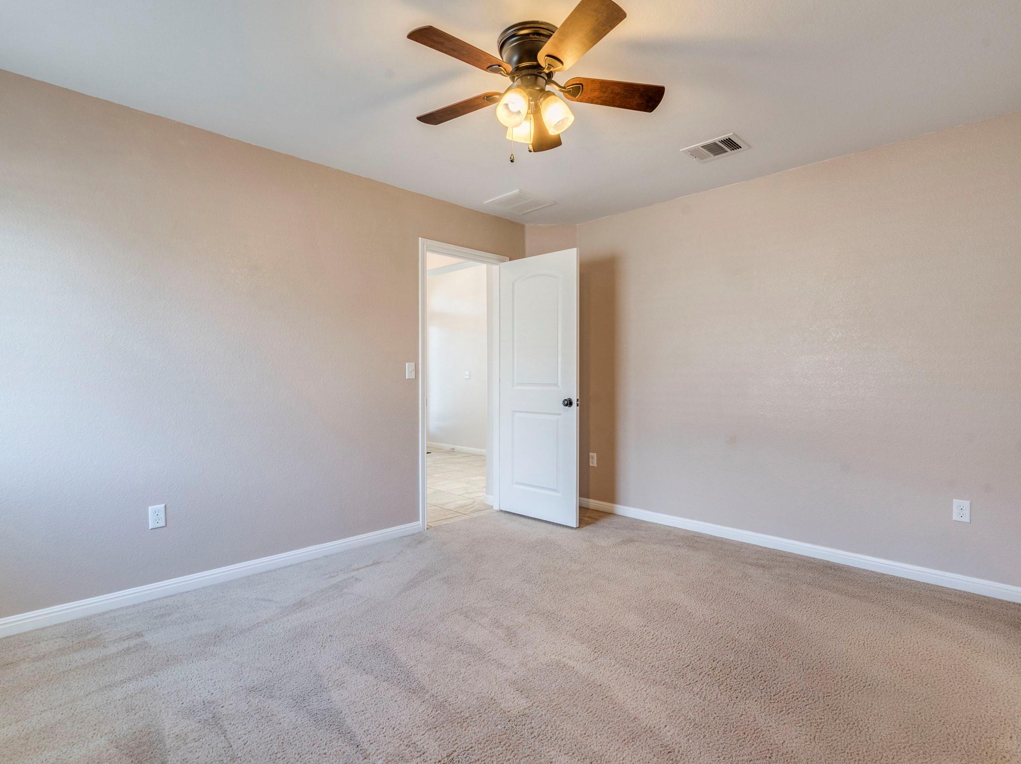 508 Alsatian Ln, Leander, TX 78641