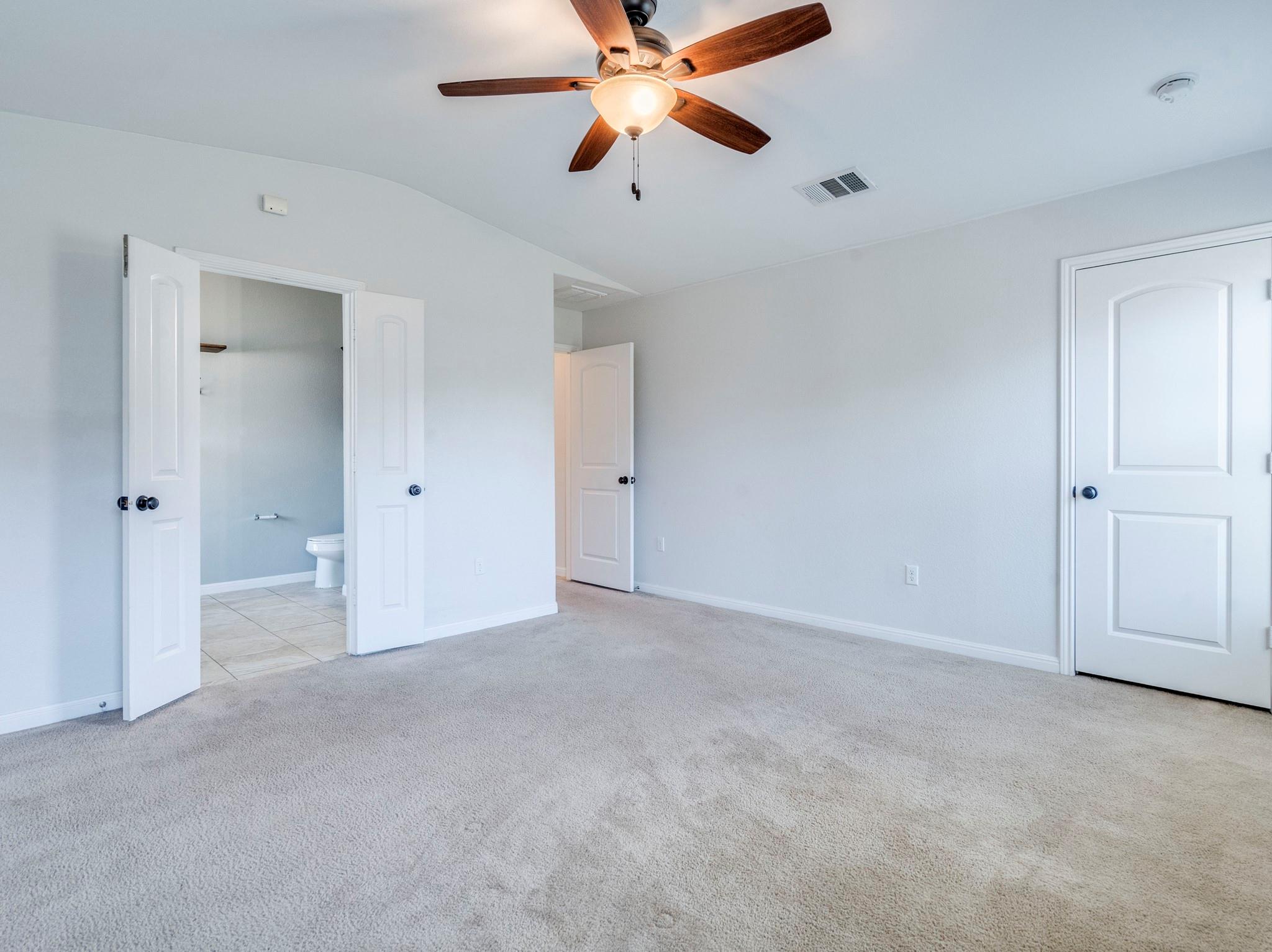 508 Alsatian Ln, Leander, TX 78641