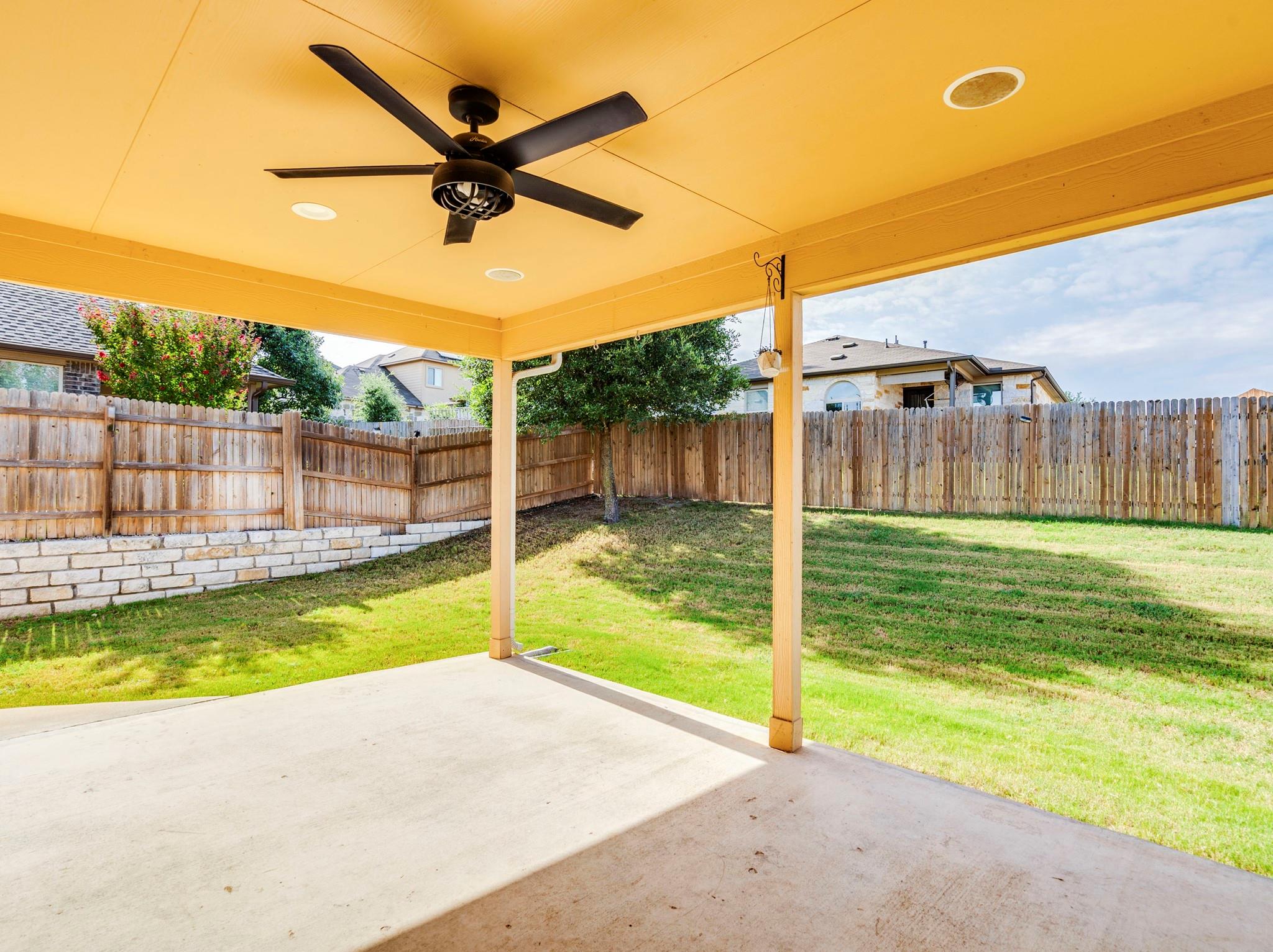 508 Alsatian Ln, Leander, TX 78641