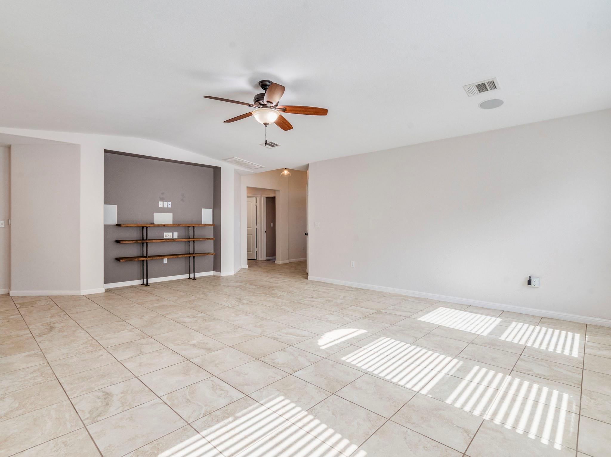 508 Alsatian Ln, Leander, TX 78641