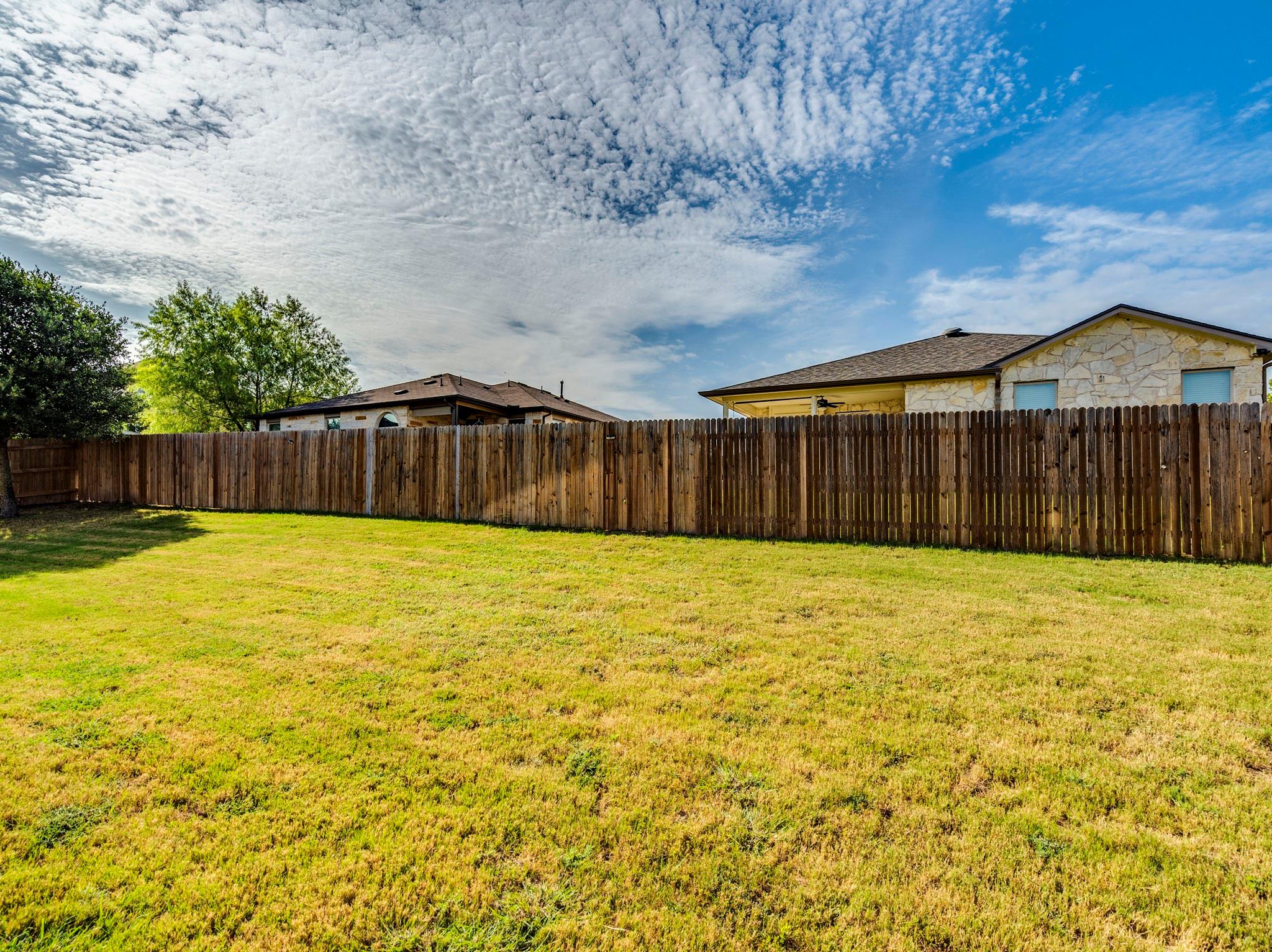 508 Alsatian Ln, Leander, TX 78641
