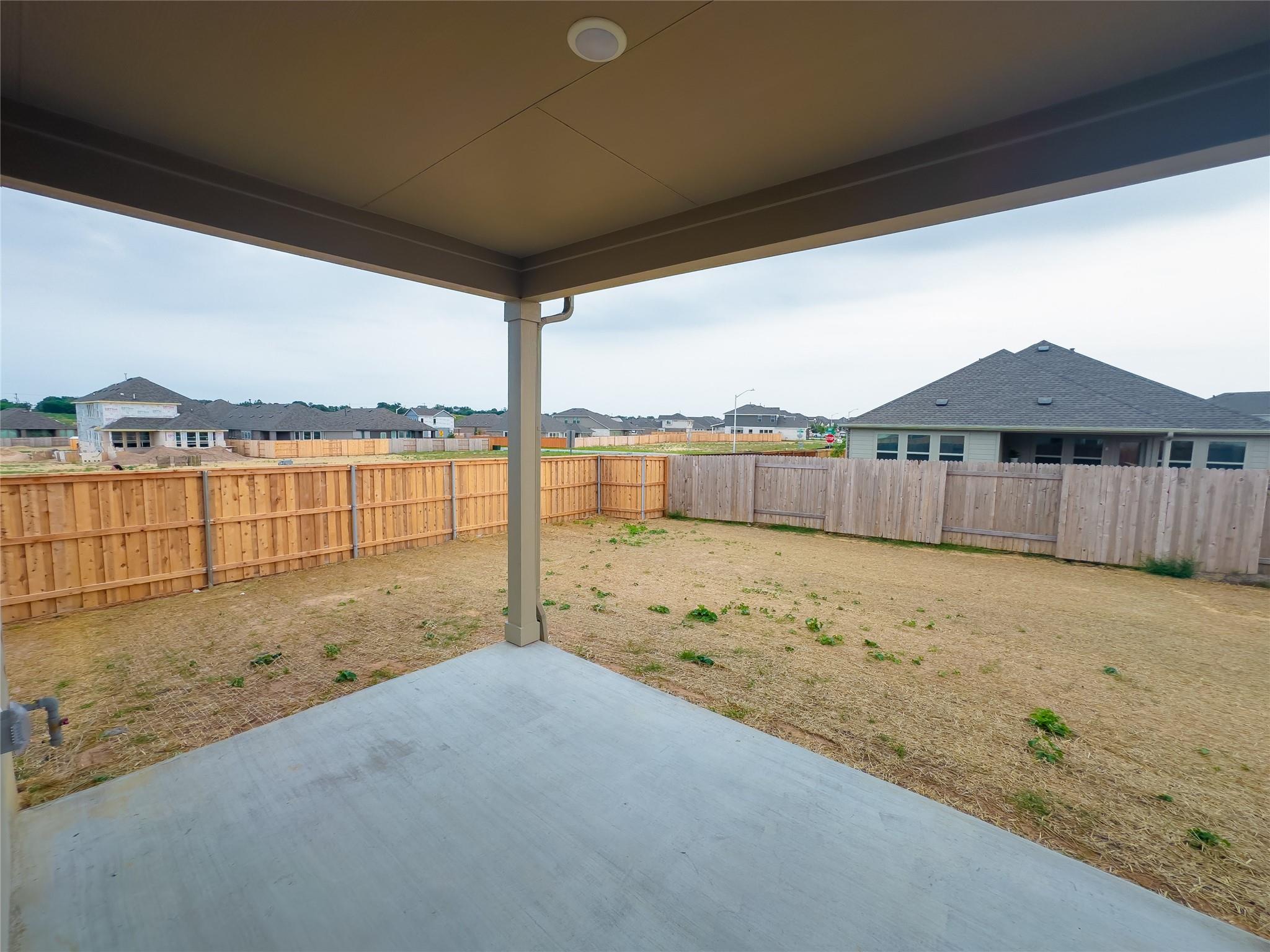 198 Shackleton Dr, Kyle, TX 78640