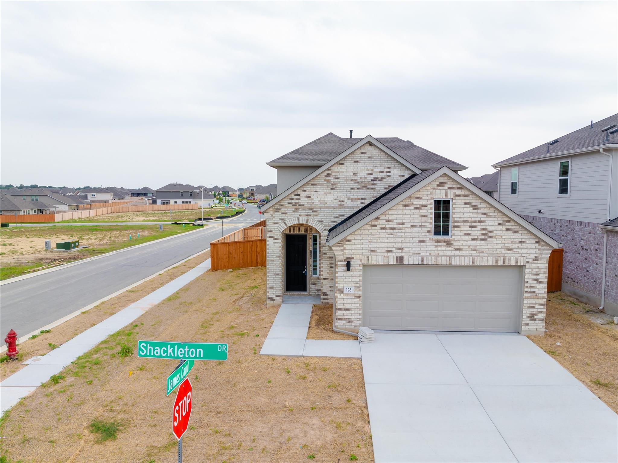 198 Shackleton Dr, Kyle, TX 78640