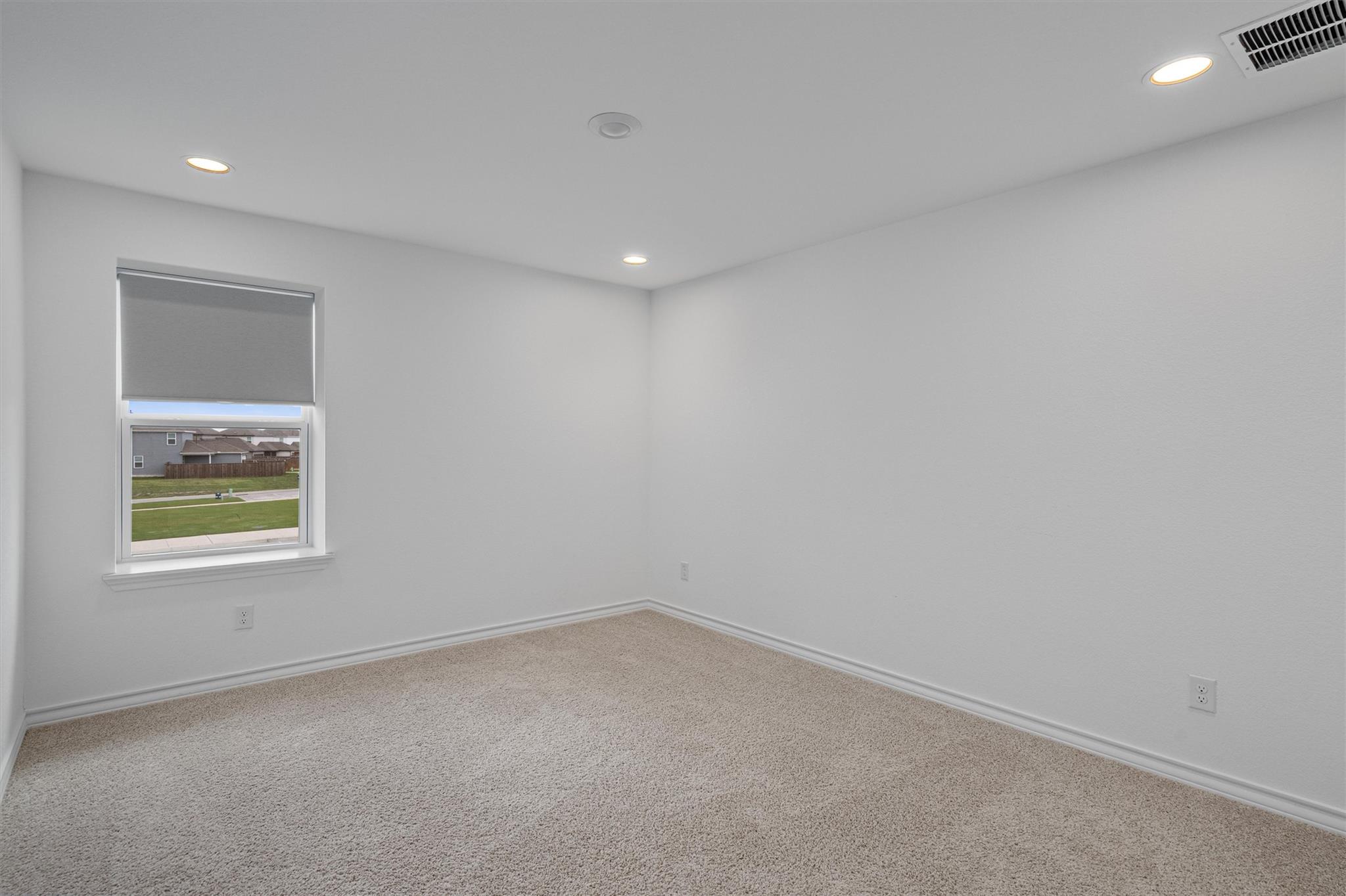 213 Stinchcomb Rd, Hutto, TX 78634