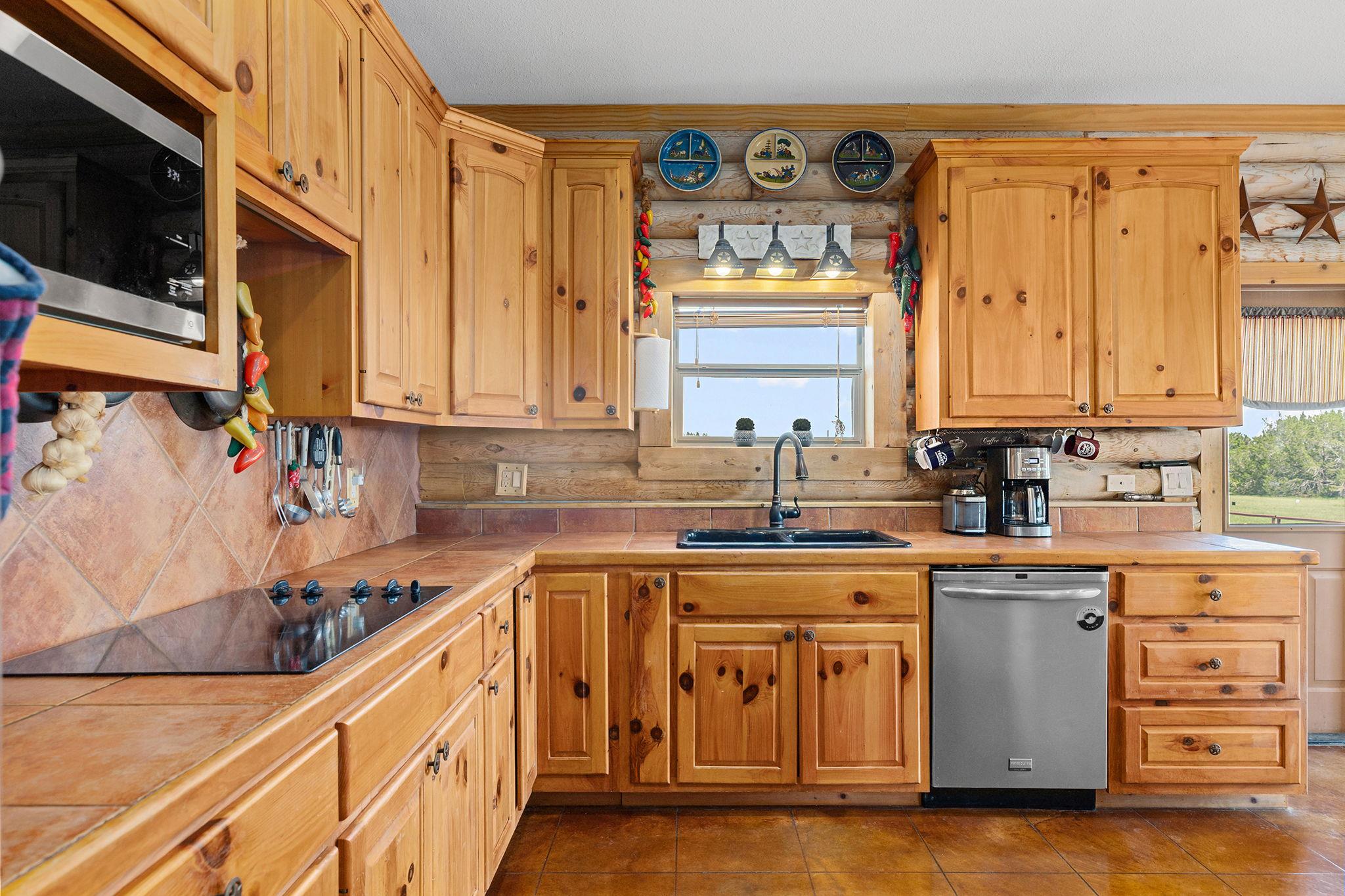 3295 County Road 206, Lampasas, TX 76550