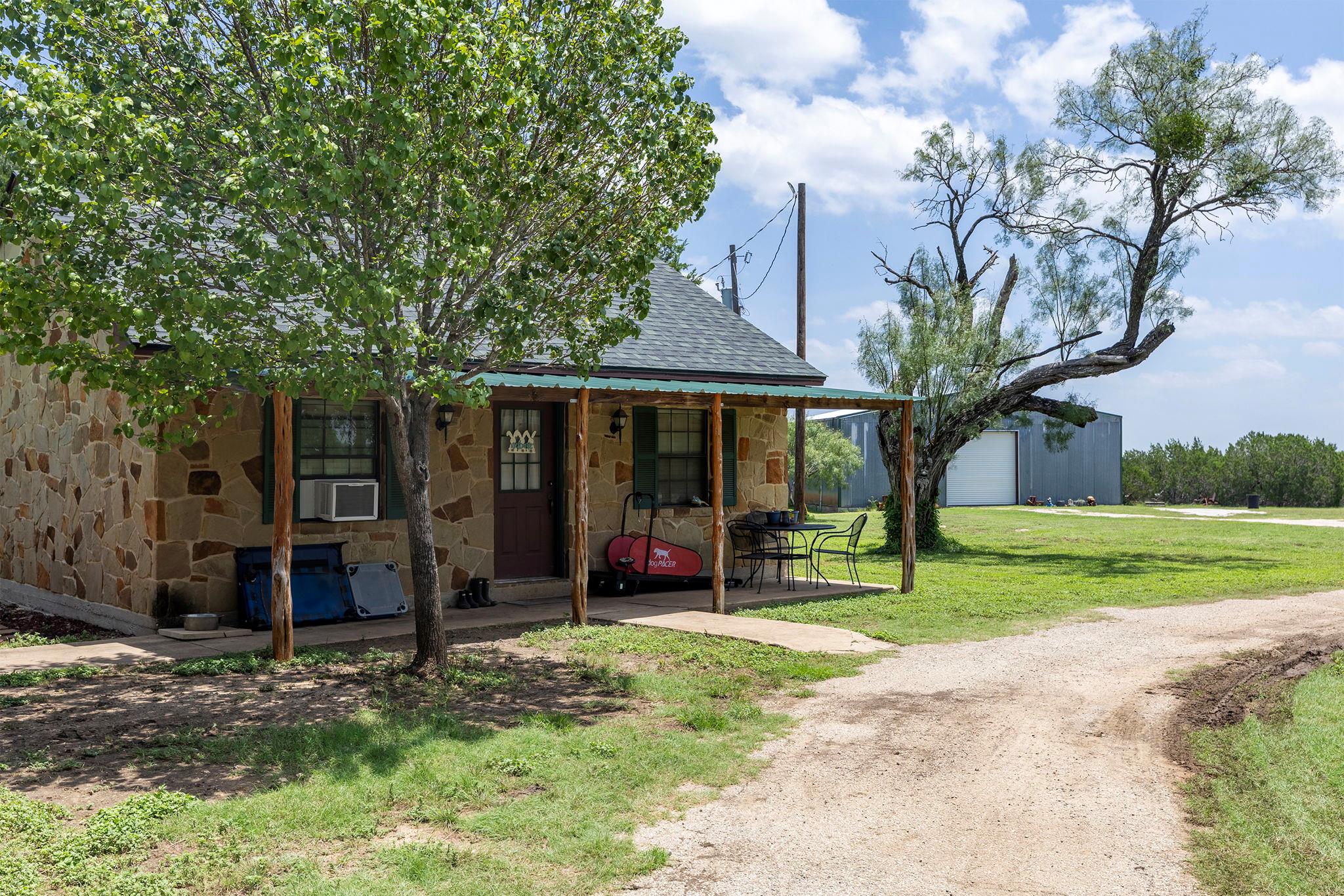 3295 County Road 206, Lampasas, TX 76550