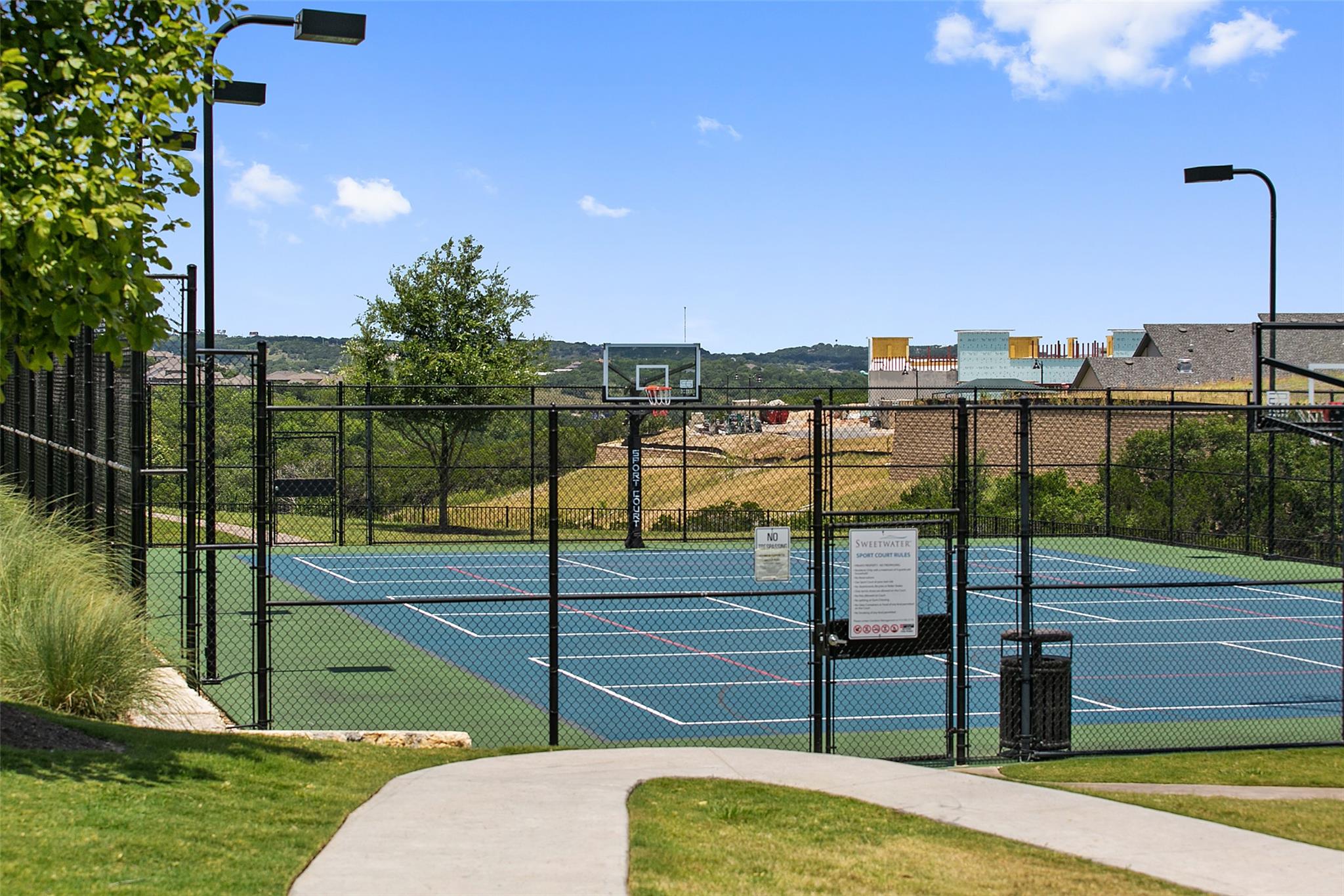 6220 Sontag Dr, Austin, TX 78738