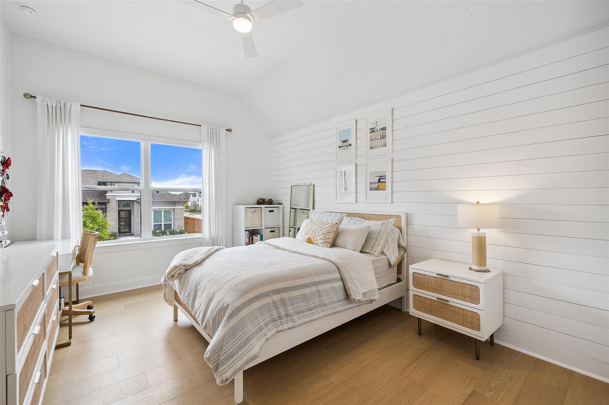 6220 Sontag Dr, Austin, TX 78738