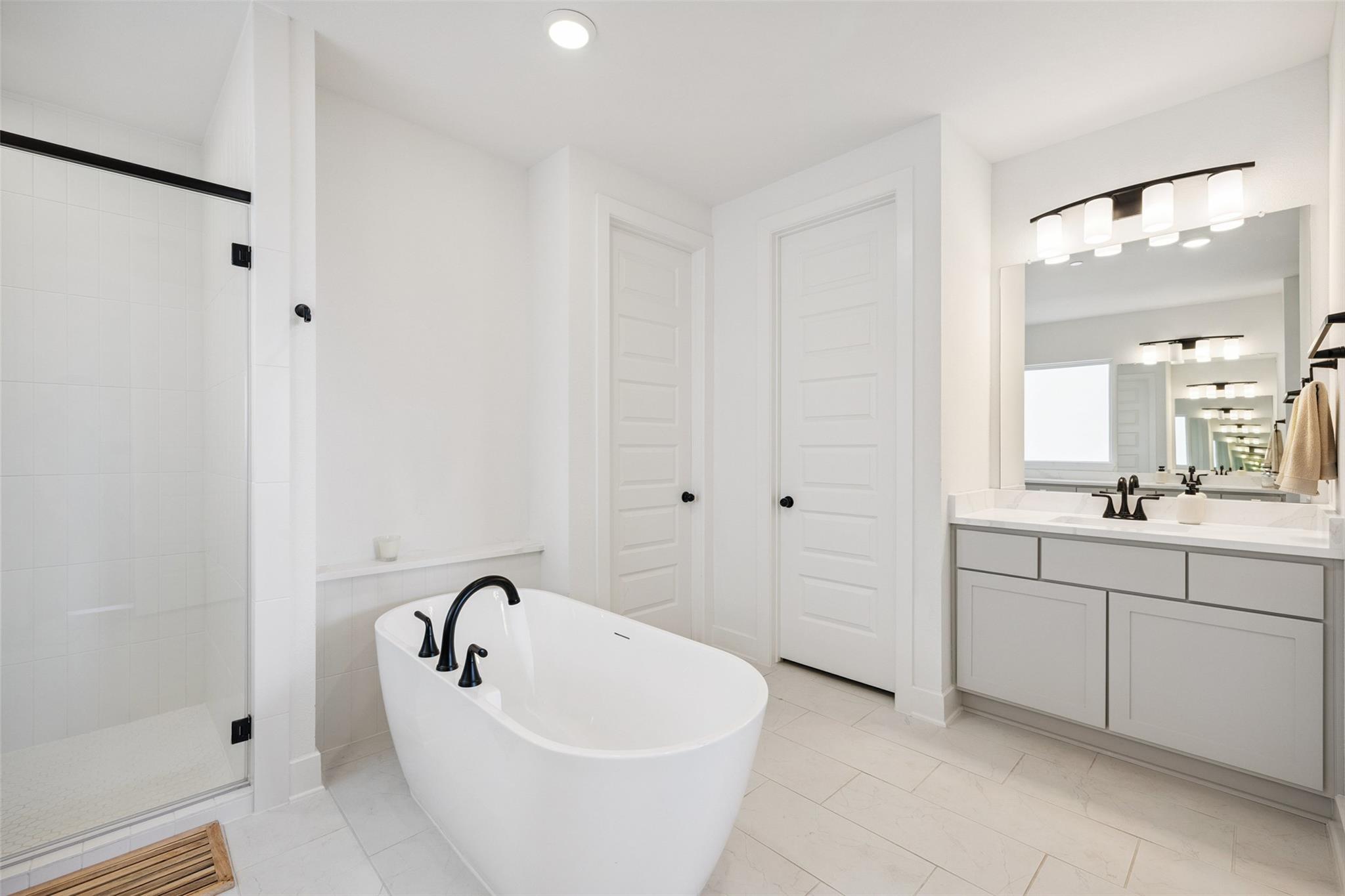 6220 Sontag Dr, Austin, TX 78738